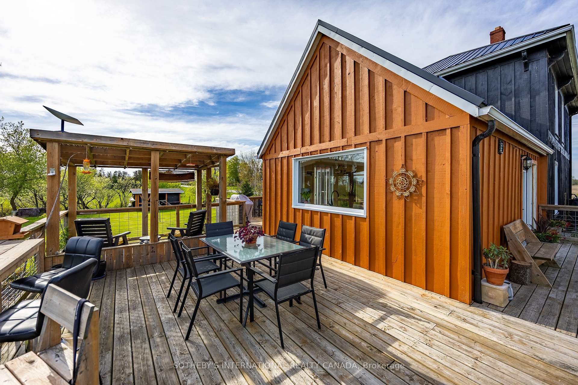Photo 11 of 1698 Lakeshore Road, Norfolk, Rural Houghton — HOMEH