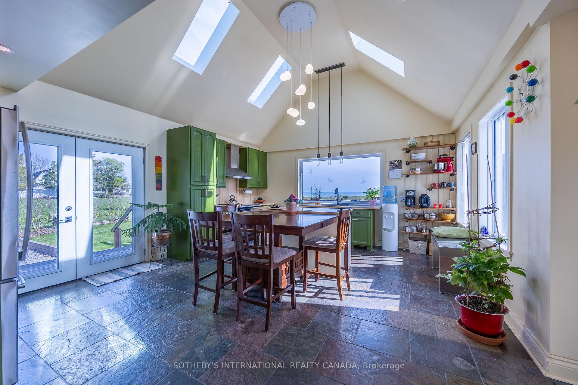 Photo 14 of 1698 Lakeshore Road, Norfolk, Rural Houghton — HOMEH