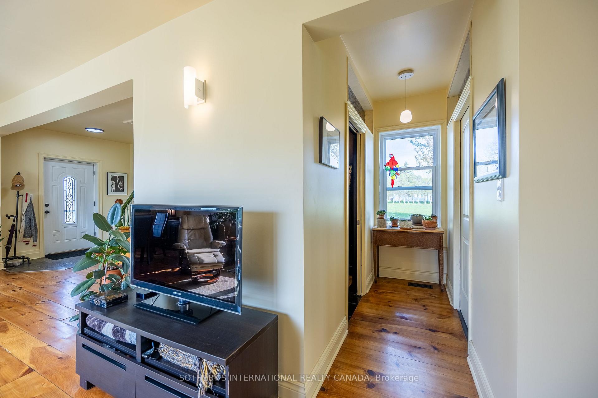 Photo 34 of 1698 Lakeshore Road, Norfolk, Rural Houghton — HOMEH