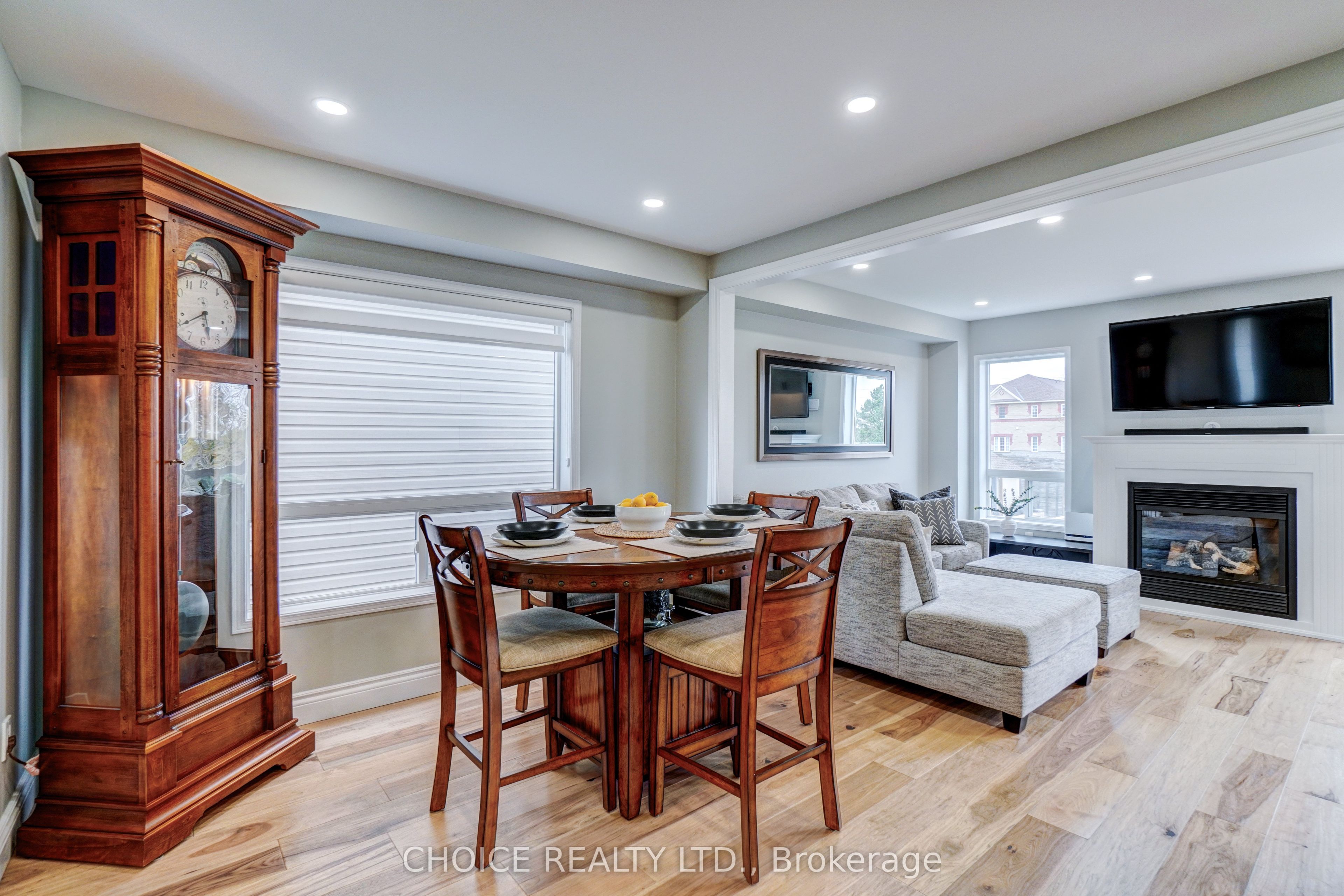 Photo 7 of 73 Eldad Drive, Clarington, Bowmanville — HOMEH