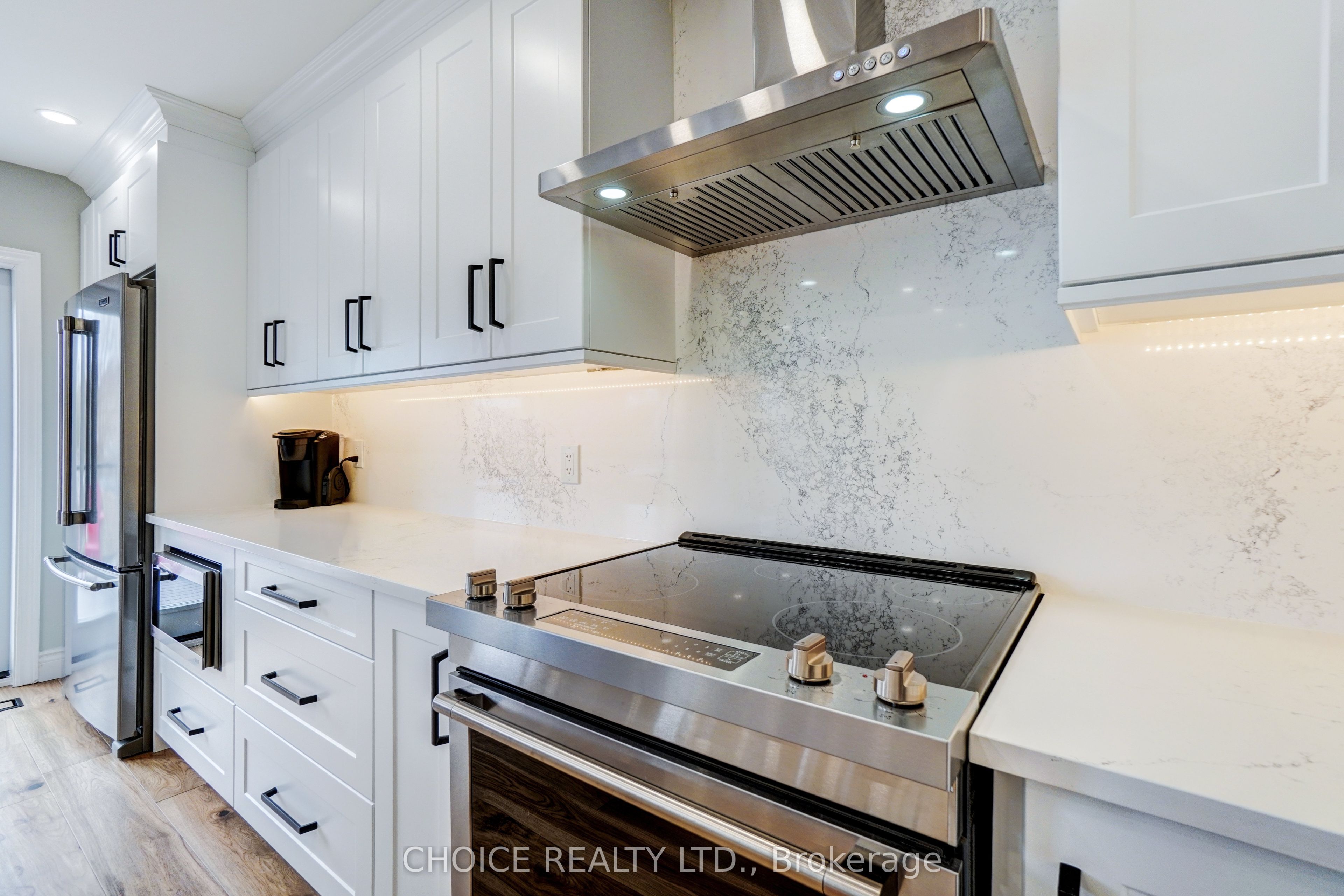 Photo 20 of 73 Eldad Drive, Clarington, Bowmanville — HOMEH