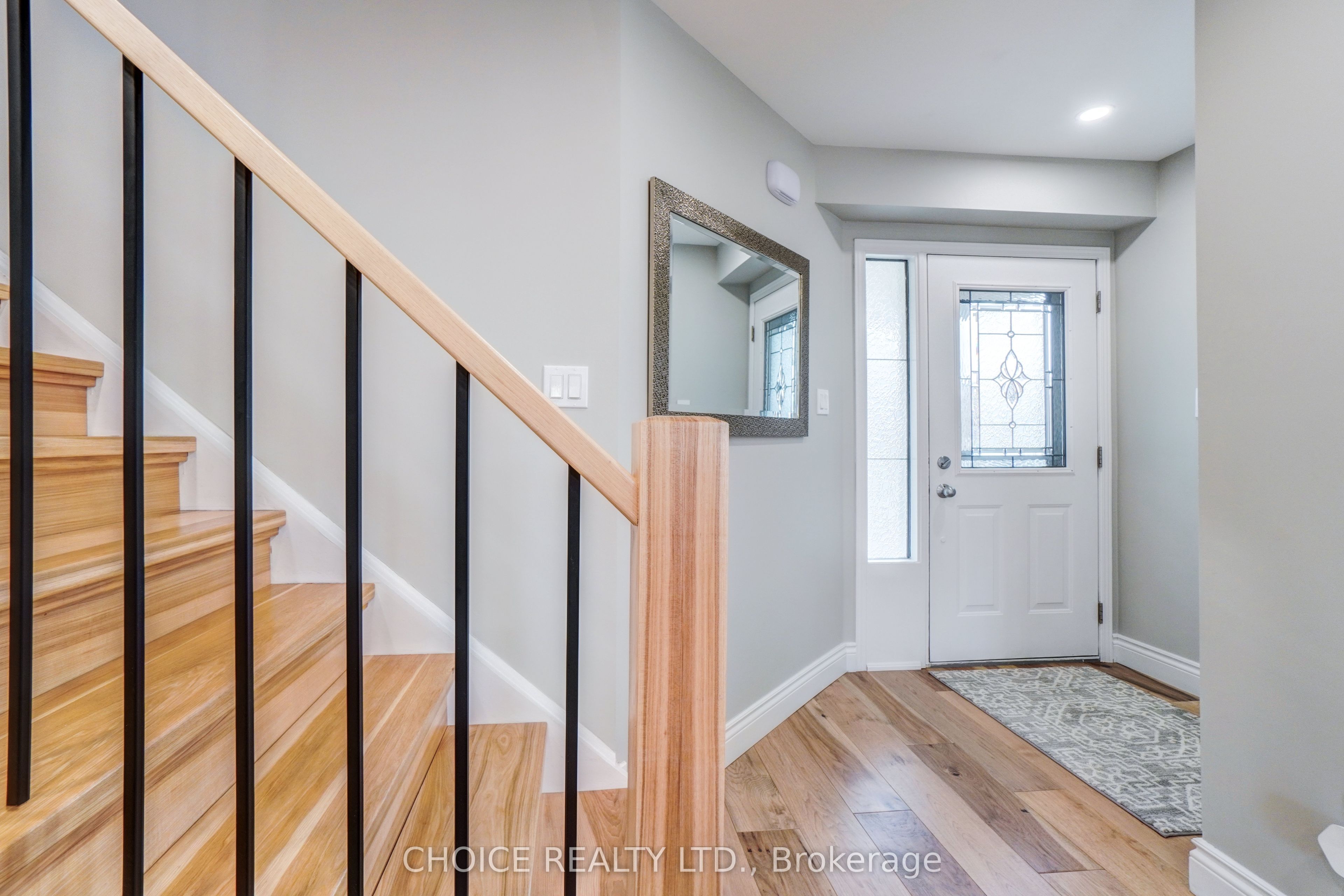 Photo 4 of 73 Eldad Drive, Clarington, Bowmanville — HOMEH