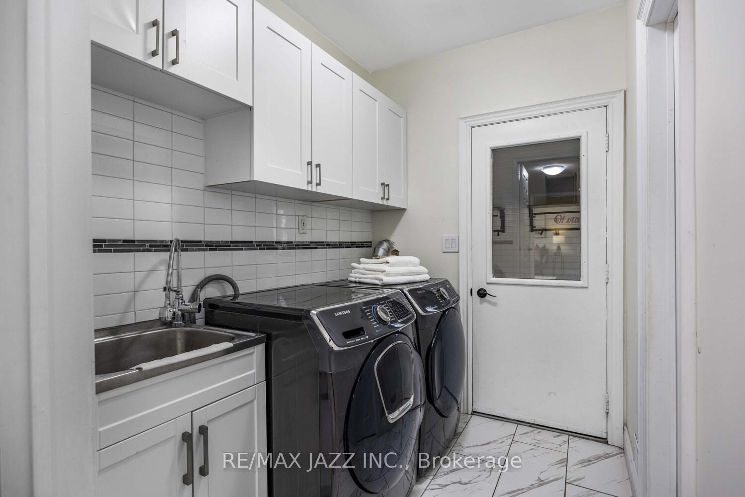 Photo 29 of 817 Nevada Court, Oshawa, McLaughlin — HOMEH
