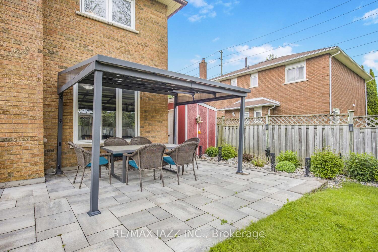 Photo 37 of 817 Nevada Court, Oshawa, McLaughlin — HOMEH