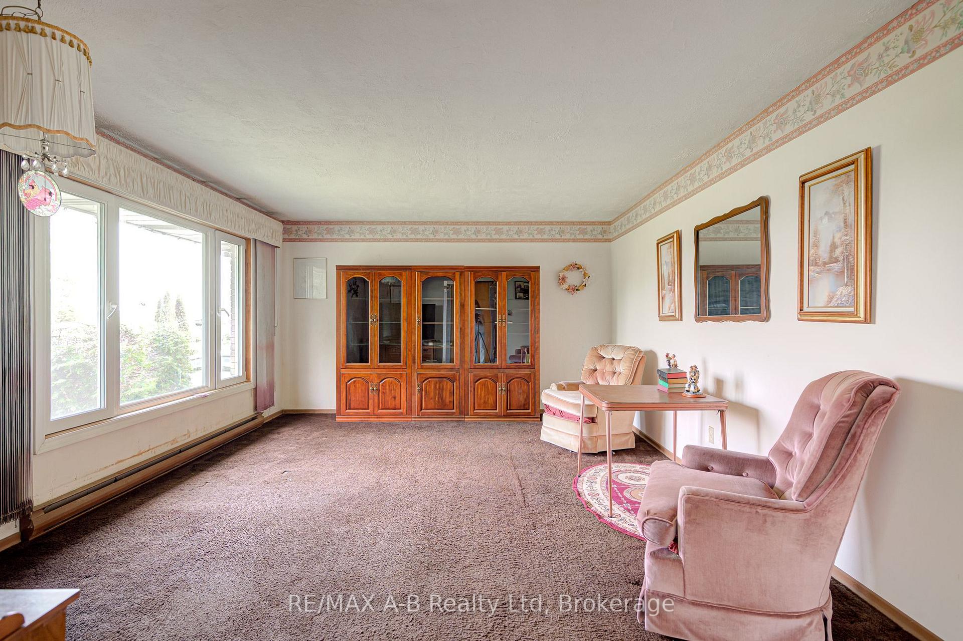 Photo 12 of 190 Avonton Road, Perth South, Sebringville — HOMEH