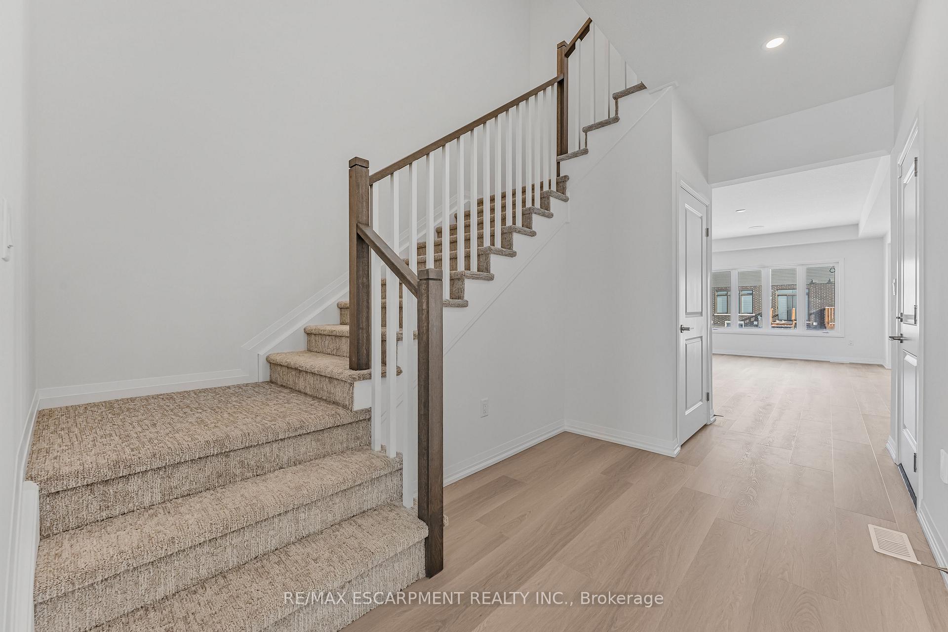 Photo 21 of 43 Saffron Way, Pelham, Fonthill — HOMEH