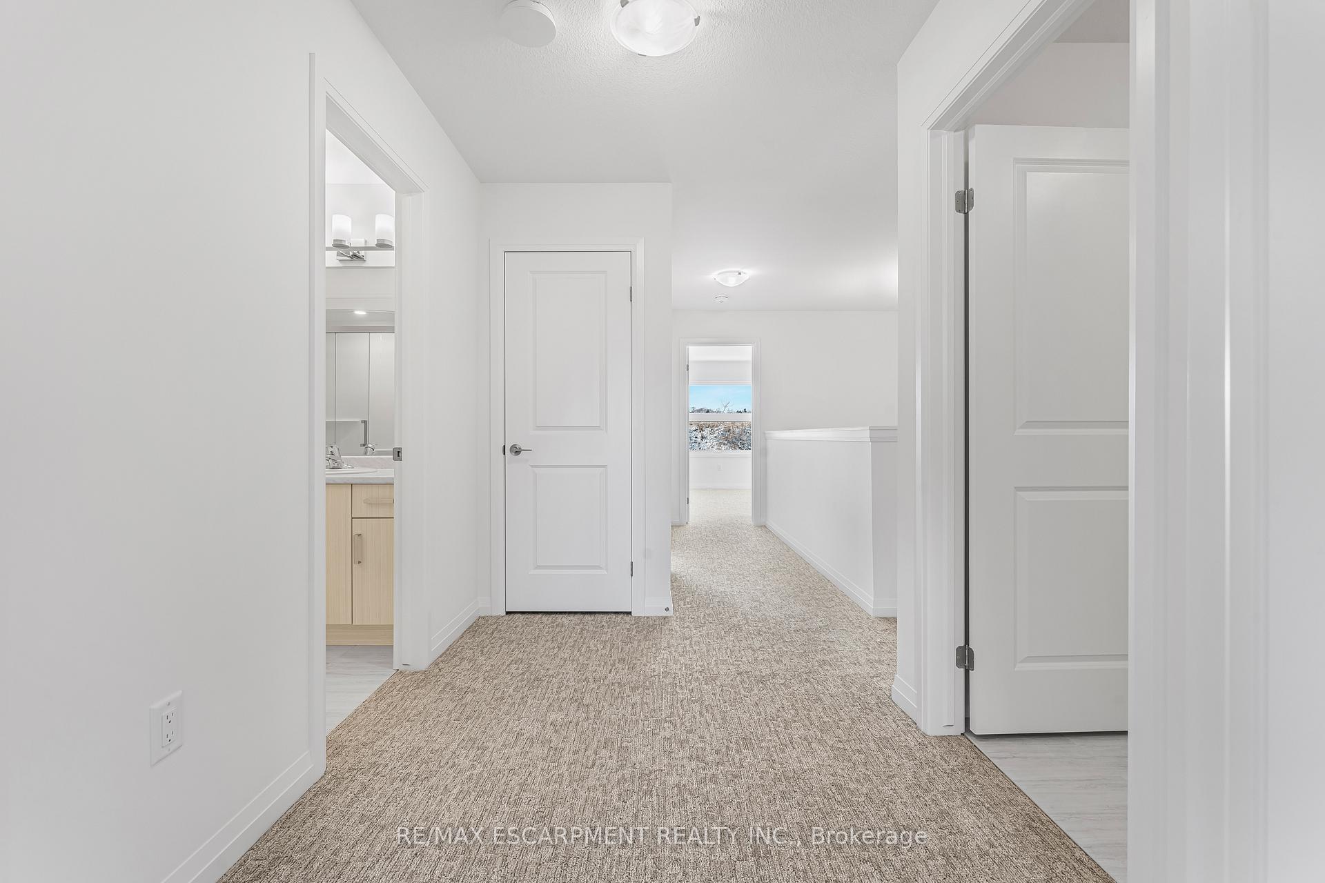 Photo 22 of 43 Saffron Way, Pelham, Fonthill — HOMEH