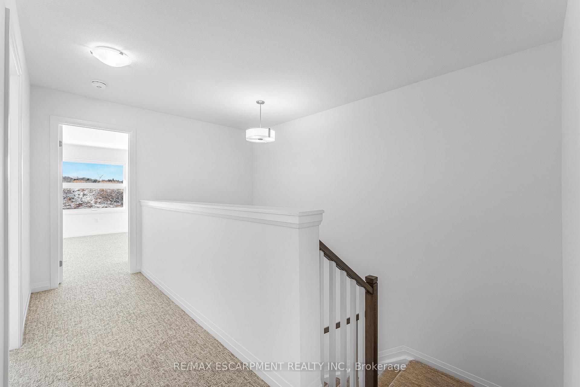 Photo 24 of 43 Saffron Way, Pelham, Fonthill — HOMEH