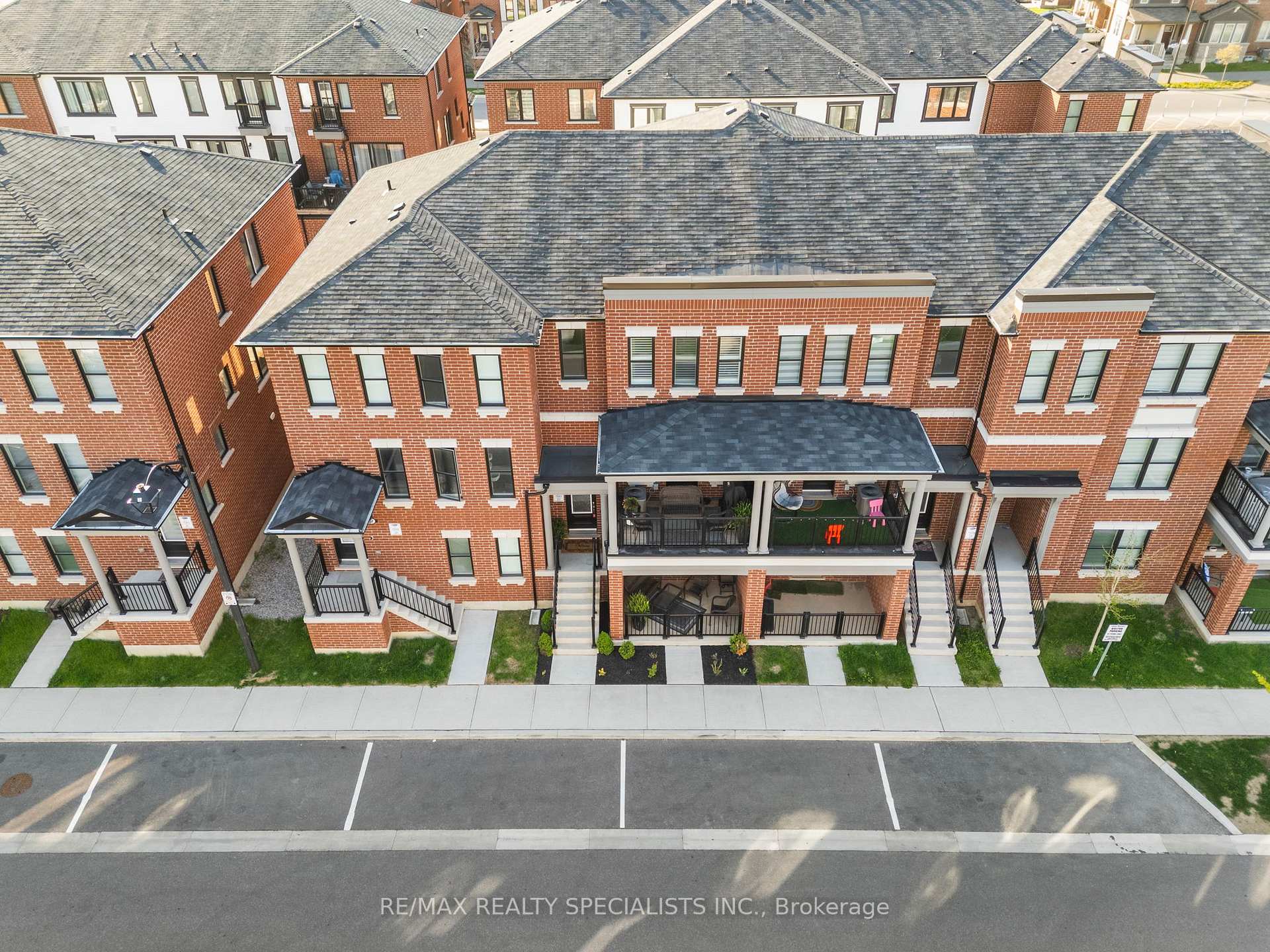 Photo 48 of Unit 23, 975 Whitlock Avenue, Milton, Cobban — HOMEH