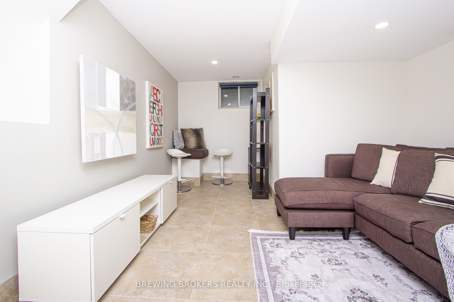 Photo 37 of 55 Elmhurst Drive, Etobicoke, Elms-Old Rexdale — HOMEH