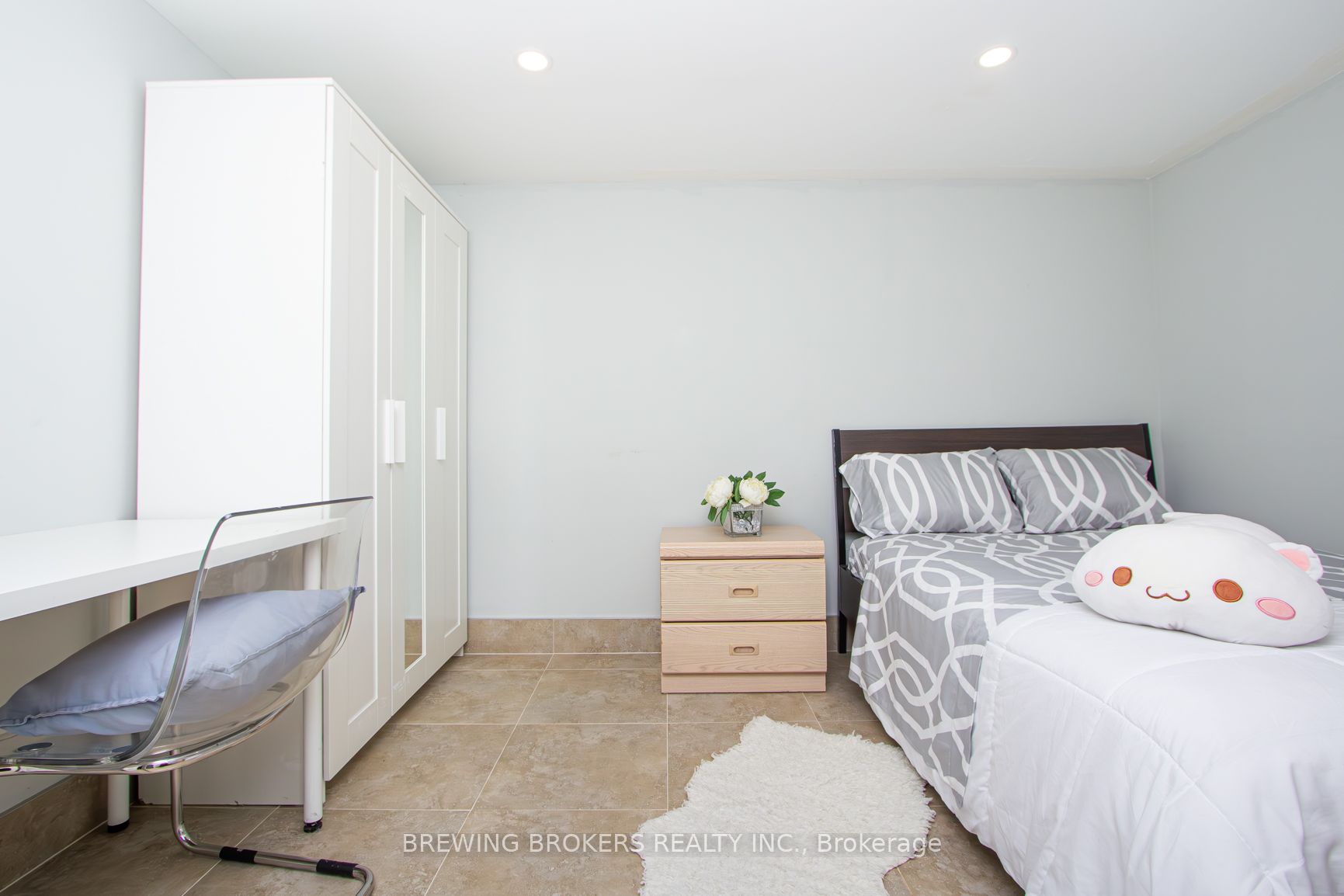 Photo 54 of 55 Elmhurst Drive, Etobicoke, Elms-Old Rexdale — HOMEH