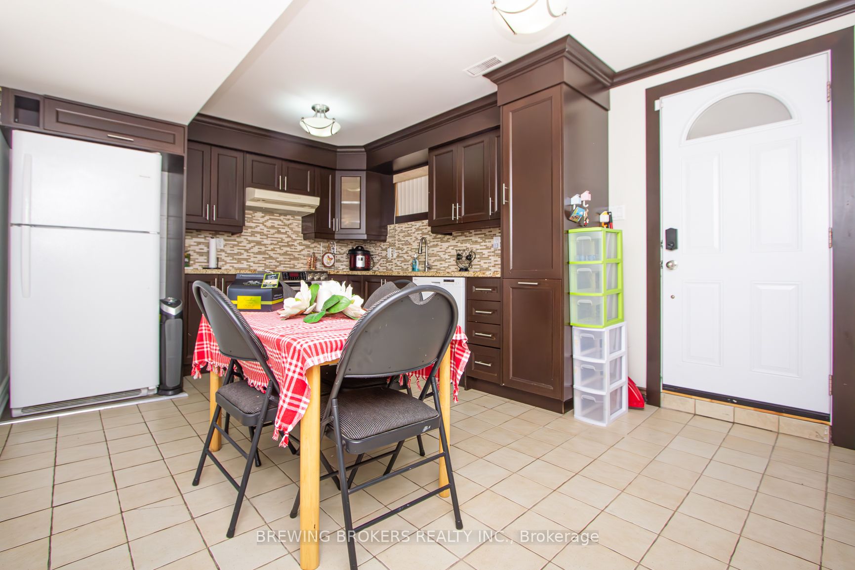 Photo 42 of 55 Elmhurst Drive, Etobicoke, Elms-Old Rexdale — HOMEH
