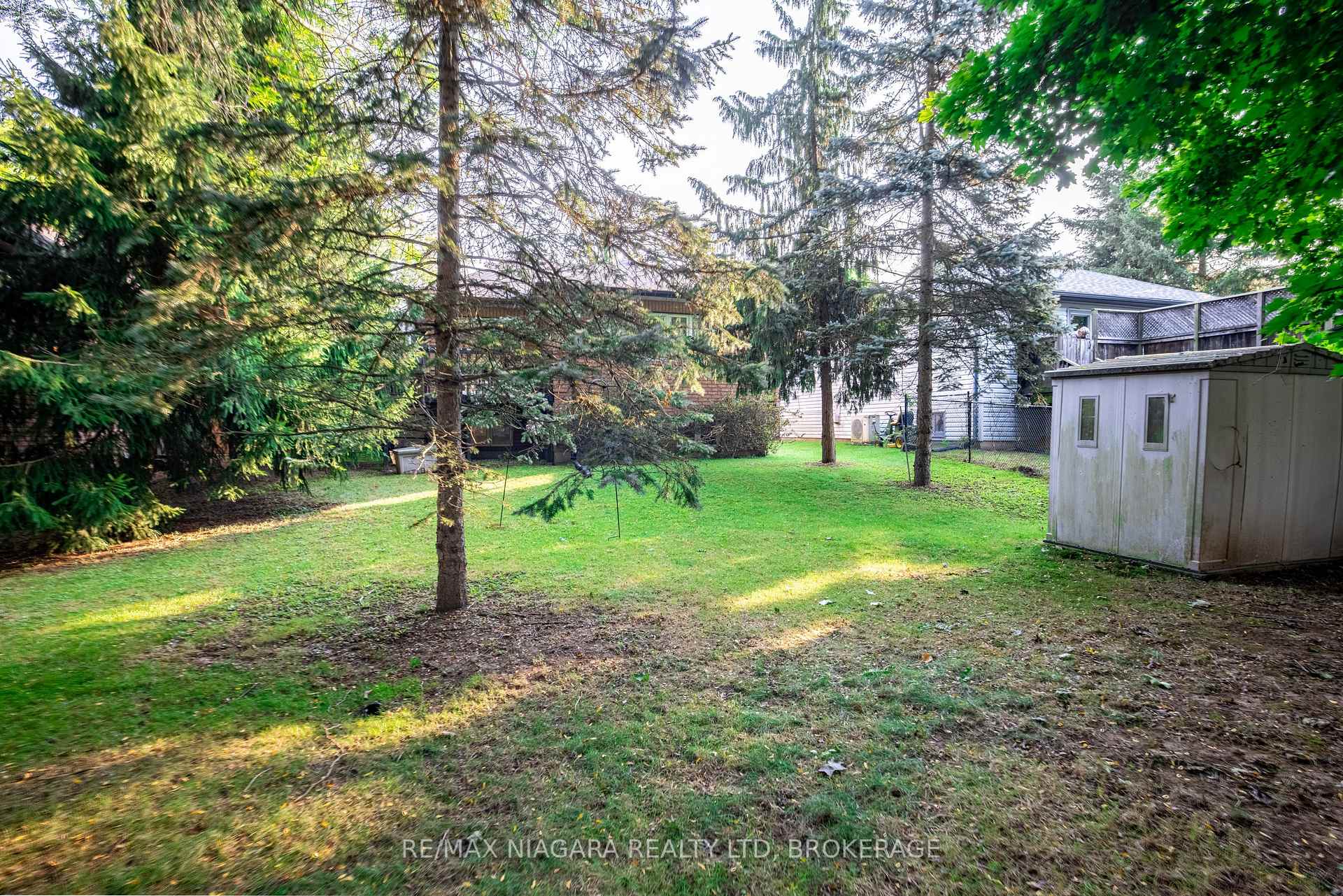 Photo 31 of 122 Welland Road, Pelham, Fonthill — HOMEH