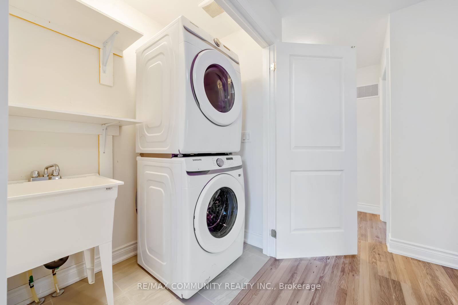 Photo 29 of 1024 Skyridge Boulevard, Pickering, Rural Pickering — HOMEH