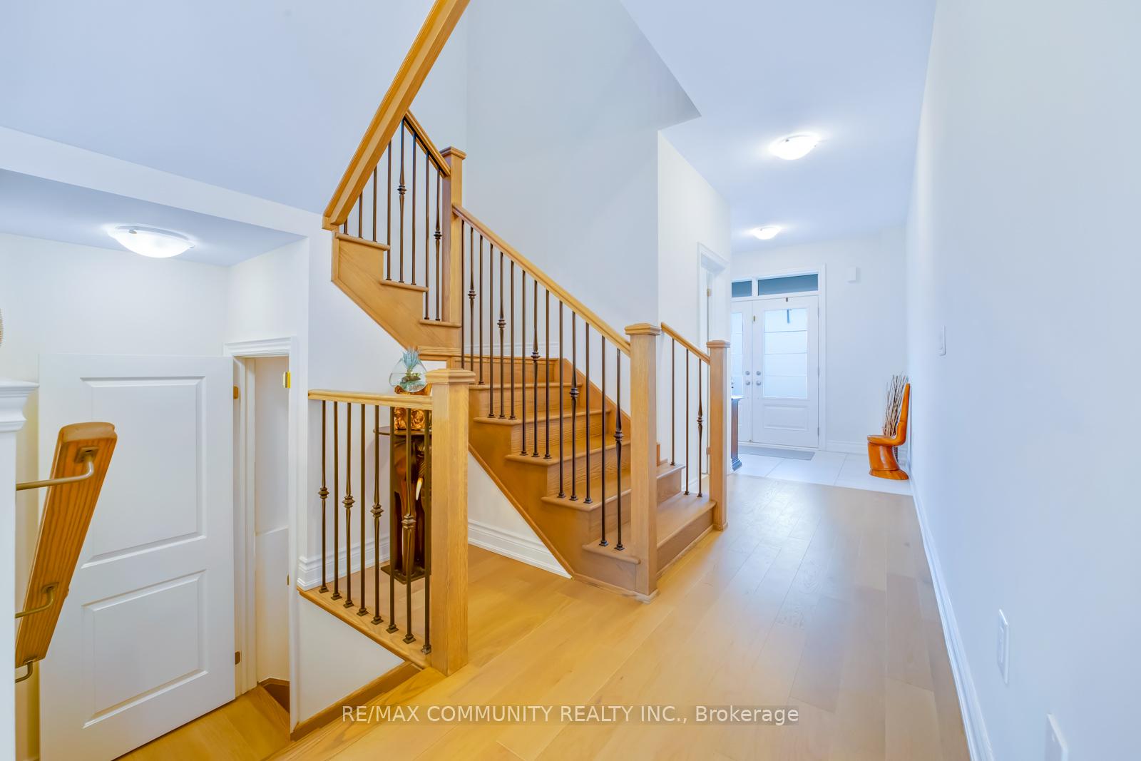 Photo 30 of 1024 Skyridge Boulevard, Pickering, Rural Pickering — HOMEH