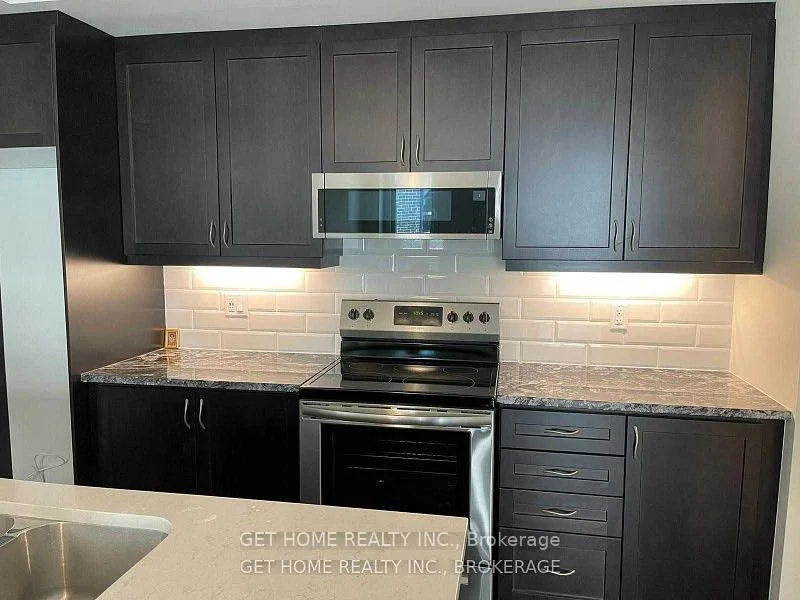 Photo 5 of Unit 502, 1034 Reflection Place, Pickering, Rural Pickering — HOMEH