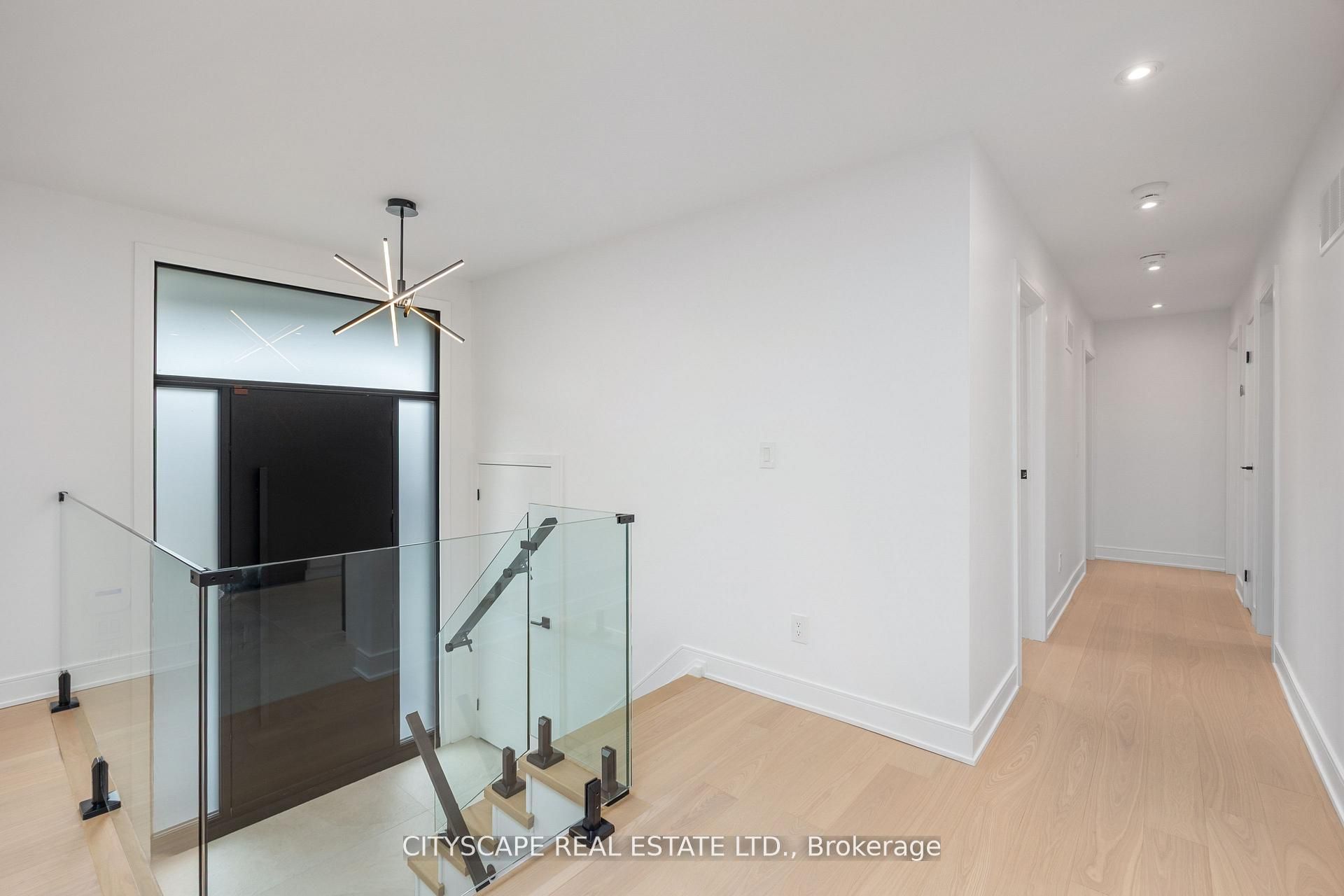 Photo 64 of 6 Portree Crescent, Markham, Royal Orchard — HOMEH