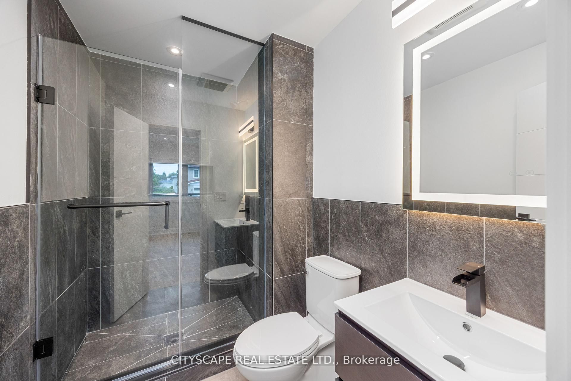 Photo 69 of 6 Portree Crescent, Markham, Royal Orchard — HOMEH