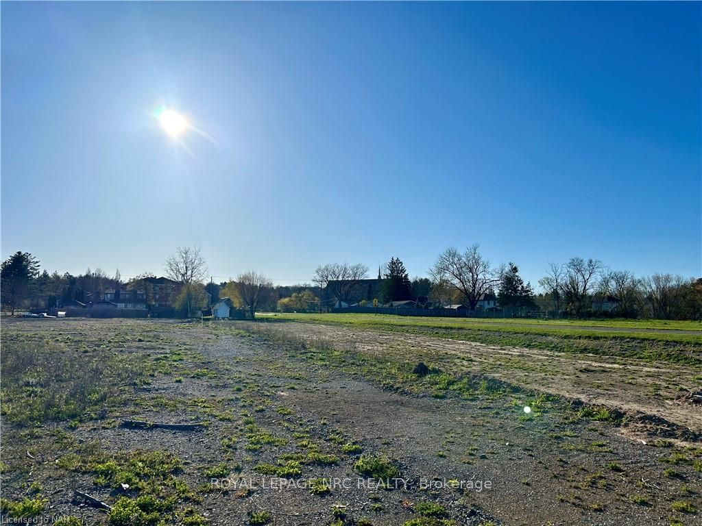 Photo 18 of 1395 Station Street, Pelham, Fonthill — HOMEH