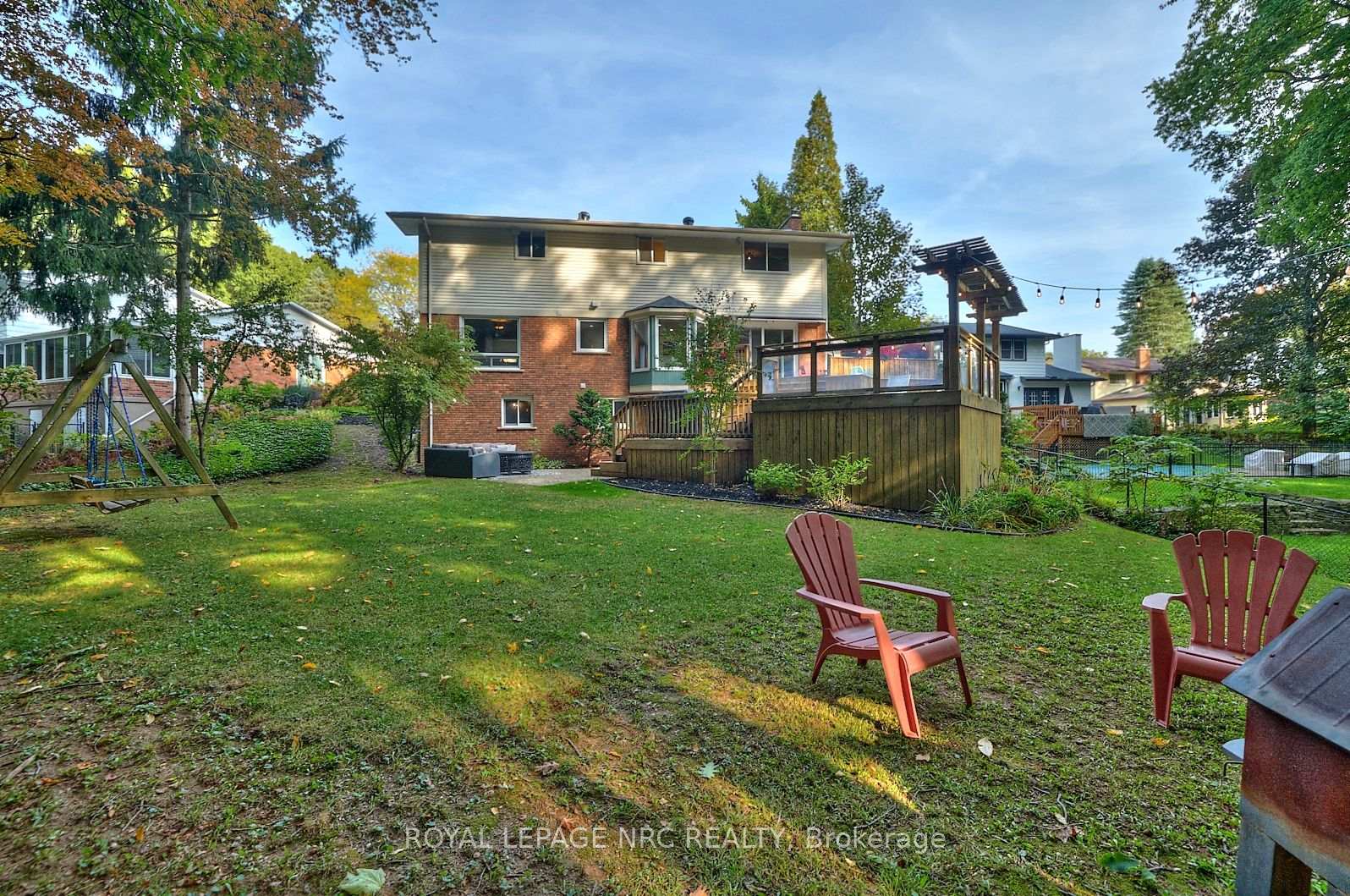 Photo 11 of 33 Berkwood Place, Pelham, Fonthill — HOMEH