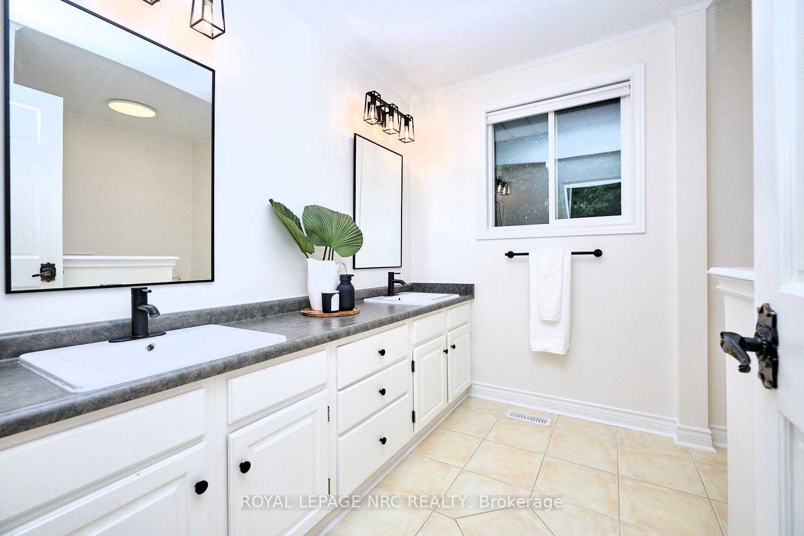 Photo 37 of 33 Berkwood Place, Pelham, Fonthill — HOMEH
