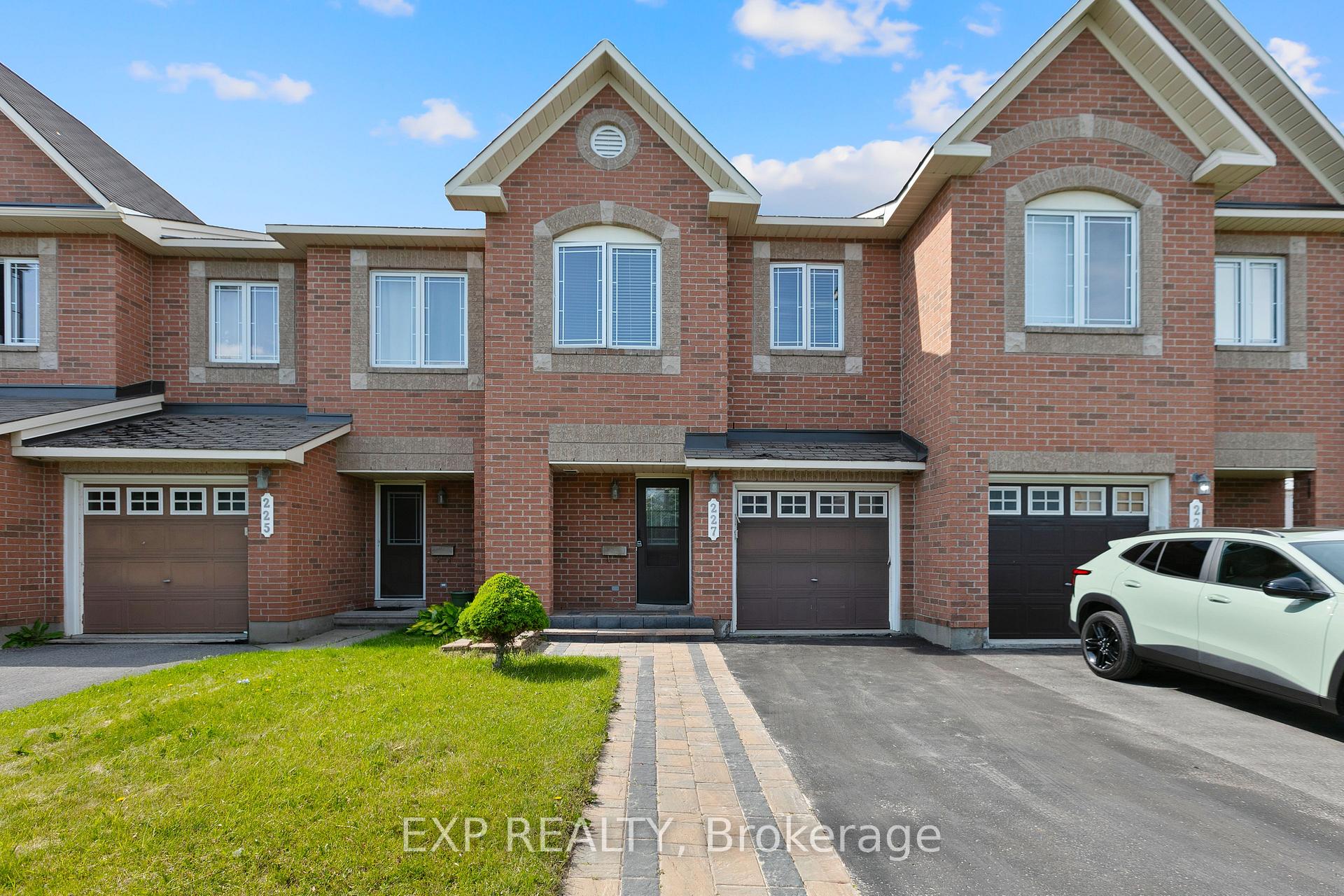 Front of 227 Monaco Place