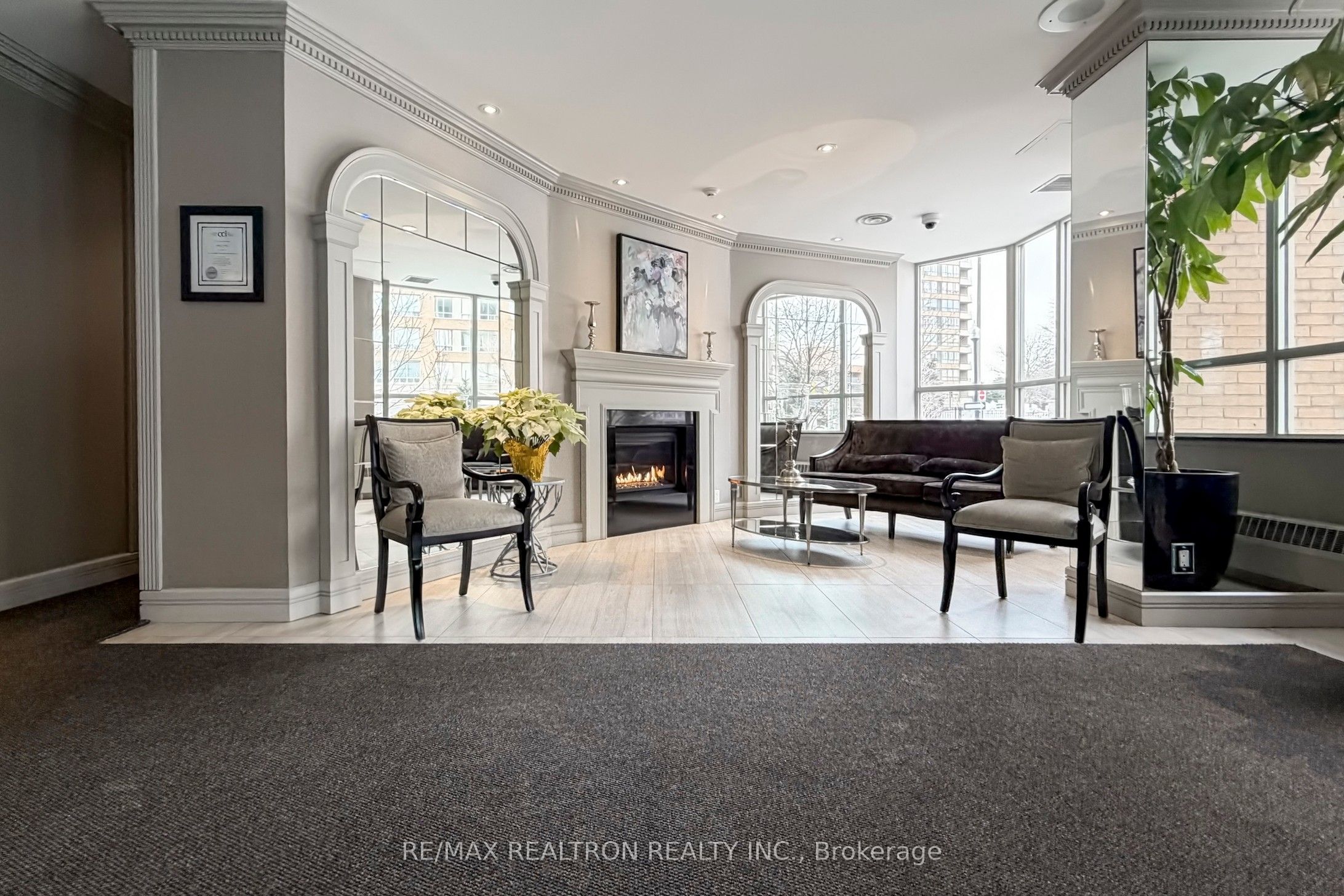 Photo 7 of Unit 1107, 265 Ridley Boulevard, Toronto, Bedford Park-Nortown — HOMEH