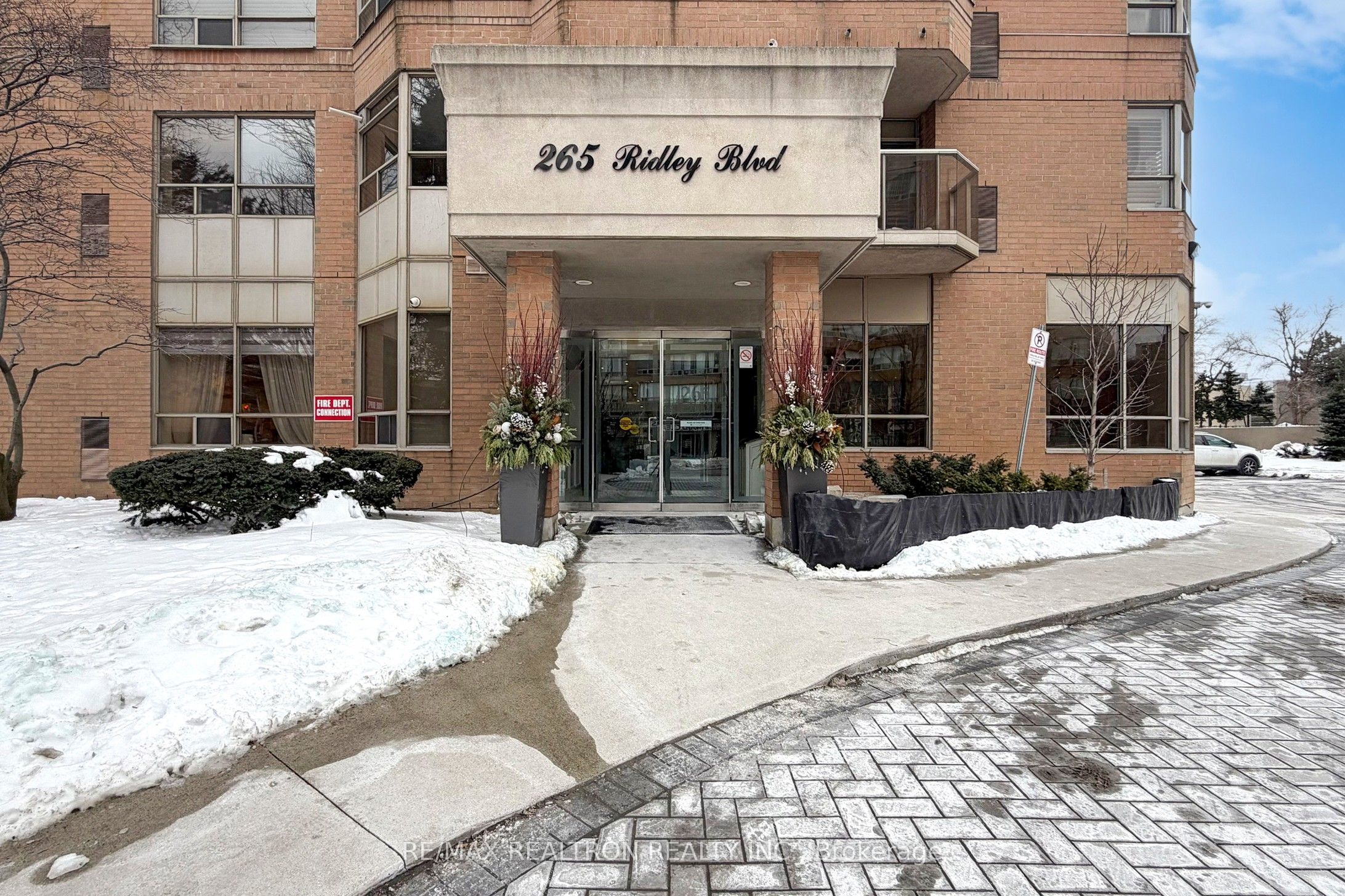 Photo 5 of Unit 1107, 265 Ridley Boulevard, Toronto, Bedford Park-Nortown — HOMEH