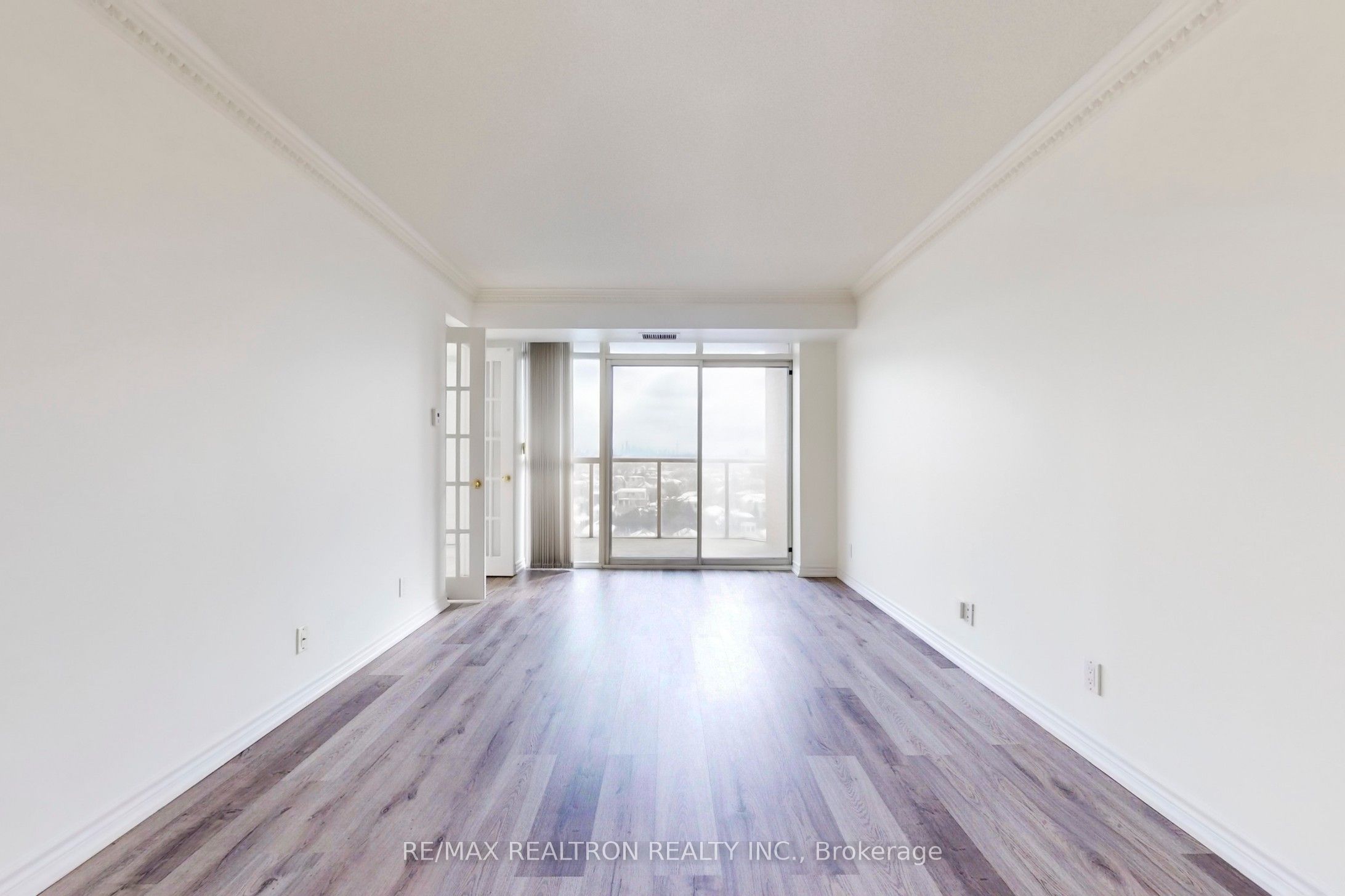 Photo 15 of Unit 1107, 265 Ridley Boulevard, Toronto, Bedford Park-Nortown — HOMEH