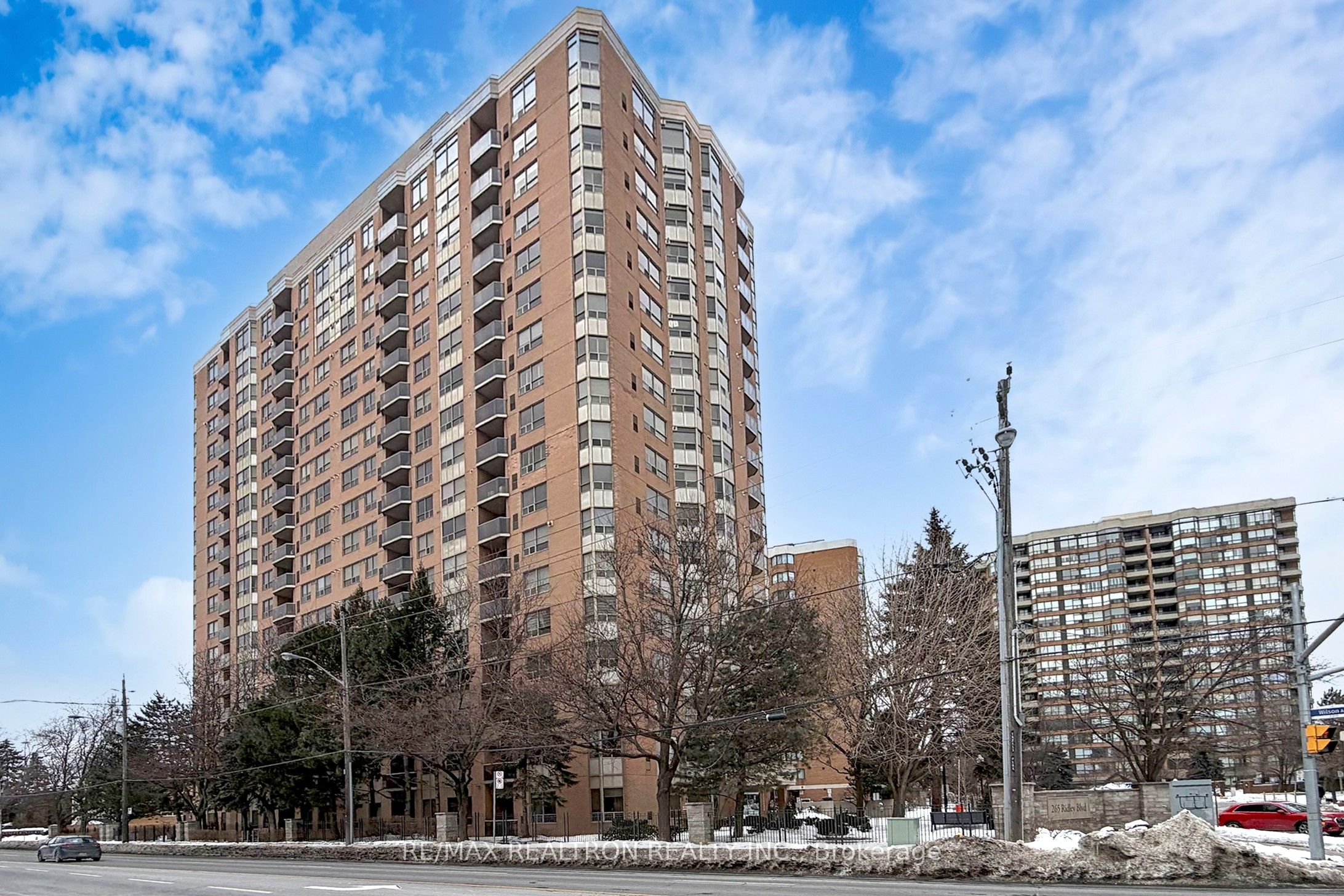 Photo 2 of Unit 1107, 265 Ridley Boulevard, Toronto, Bedford Park-Nortown — HOMEH