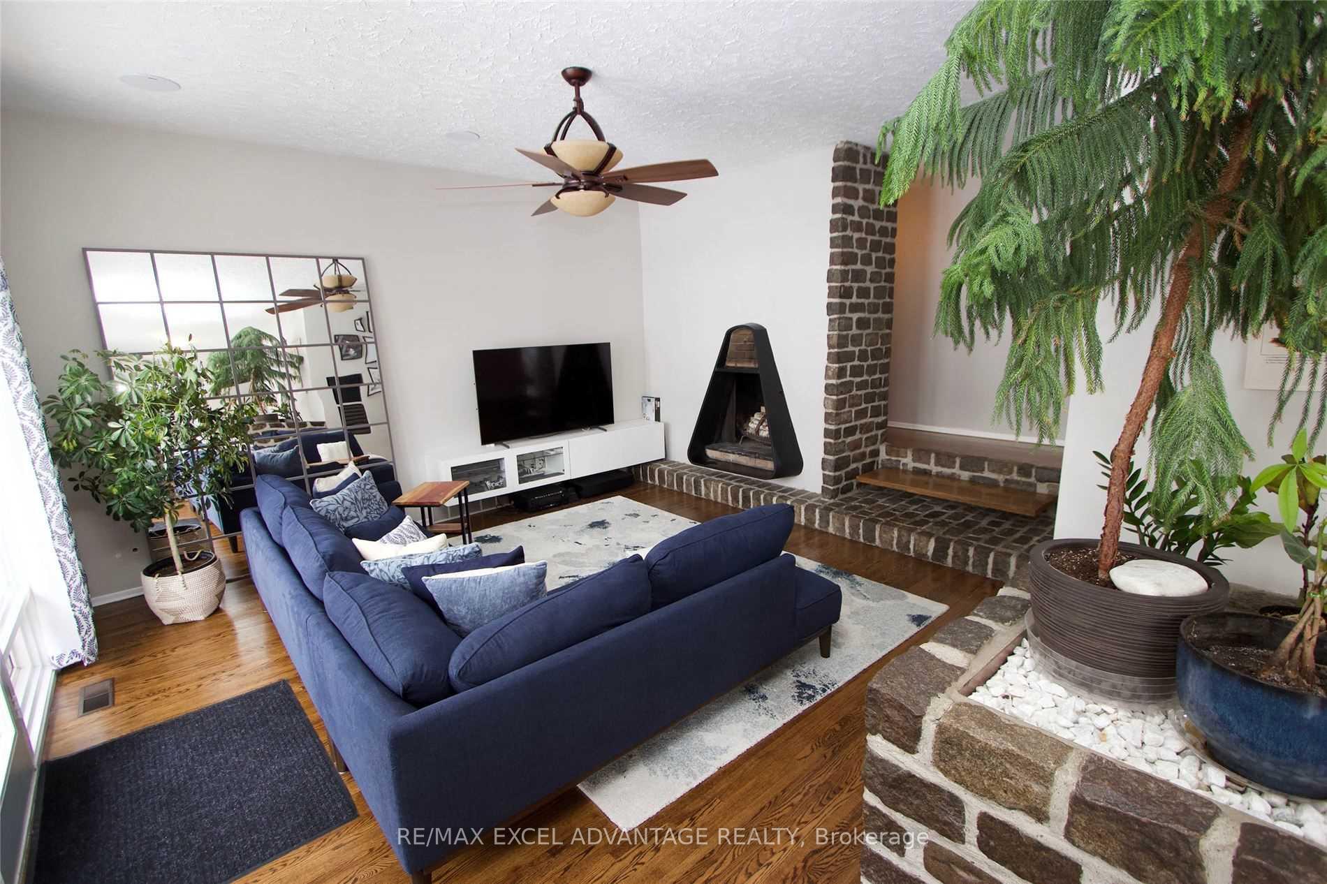 Photo 2 of Unit Main, 406 Jane Avenue, Oshawa, Northglen — HOMEH