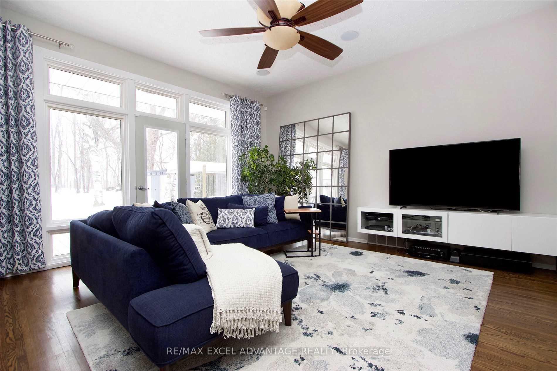 Photo 3 of Unit Main, 406 Jane Avenue, Oshawa, Northglen — HOMEH