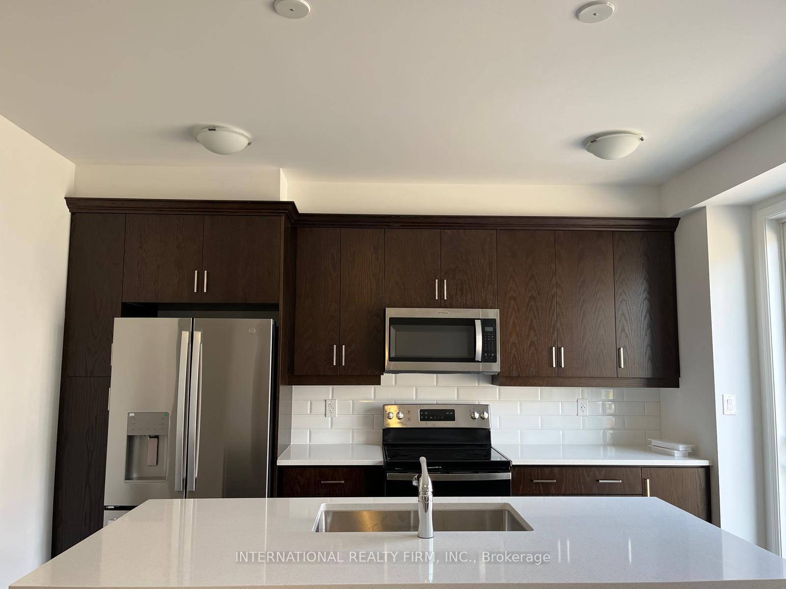 Photo 5 of 1187 Stacey Crescent, Milton, Bowes — HOMEH