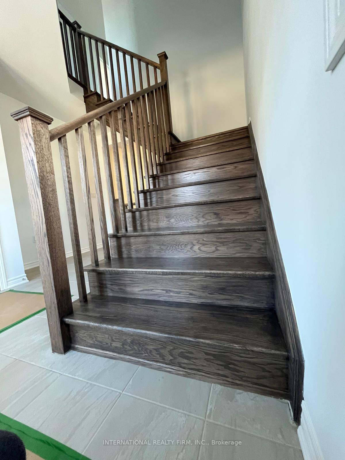 Photo 9 of 1187 Stacey Crescent, Milton, Bowes — HOMEH