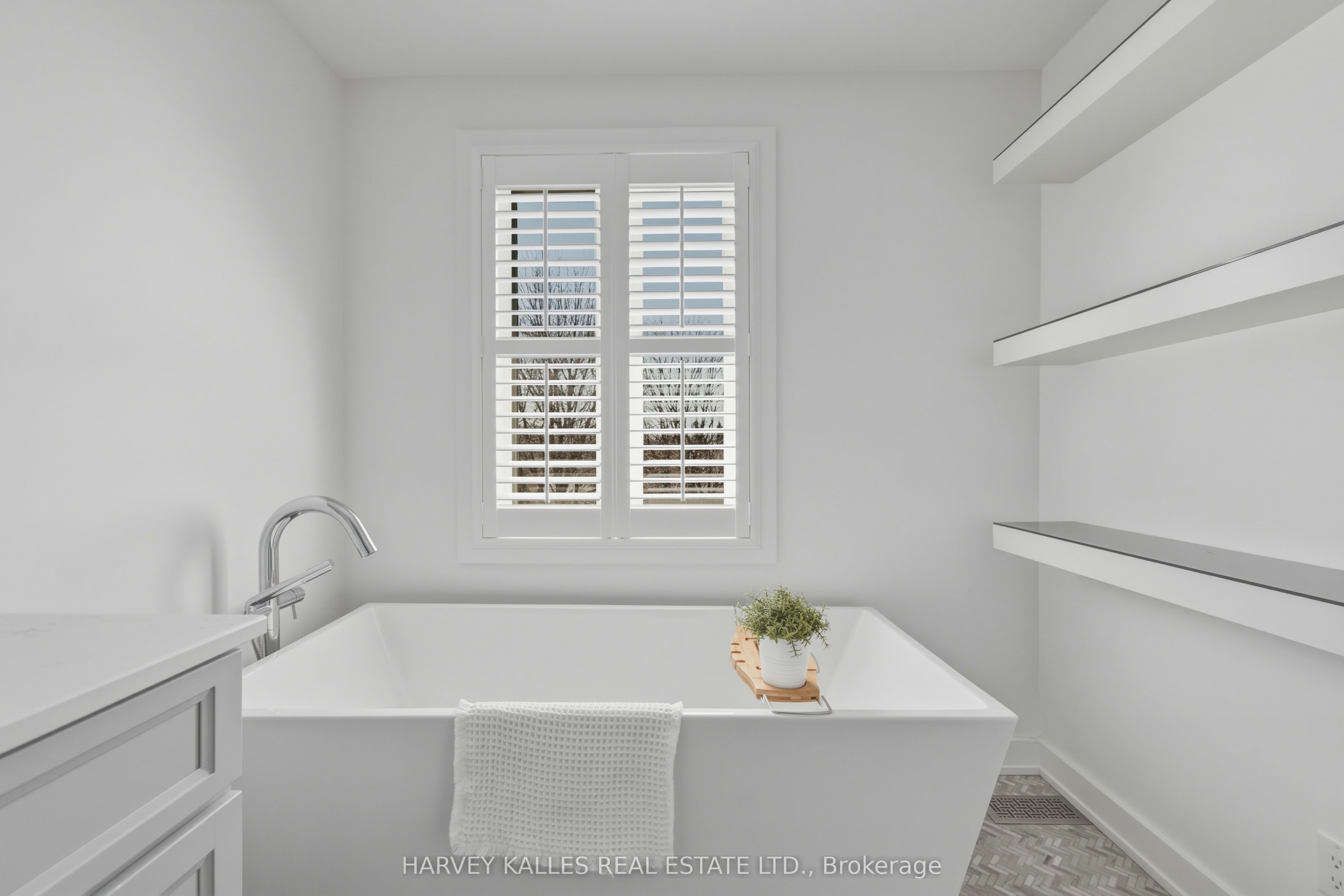 Photo 77 of 31 Ferris Road, Toronto, O'Connor-Parkview — HOMEH