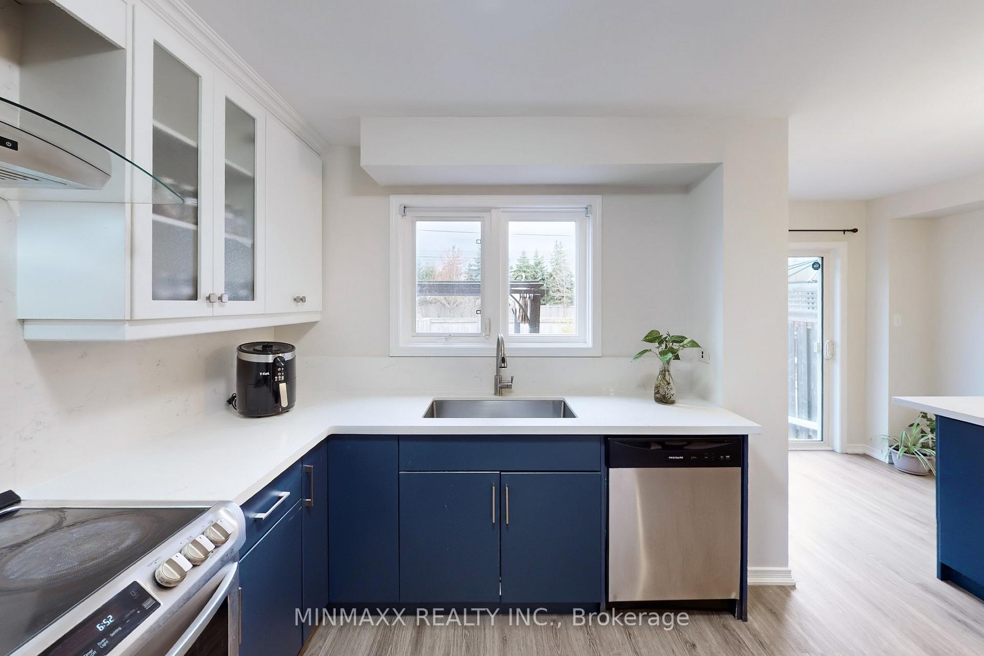 Photo 11 of 320 Black Drive, Milton, Clarke — HOMEH