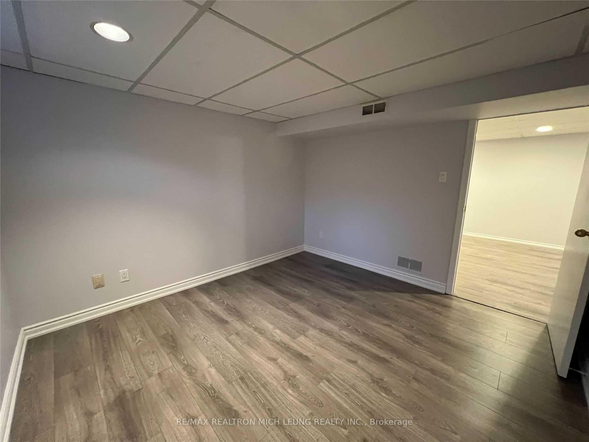 Photo 3 of Unit Lower, 947 Oklahoma Drive, Pickering, West Shore — HOMEH