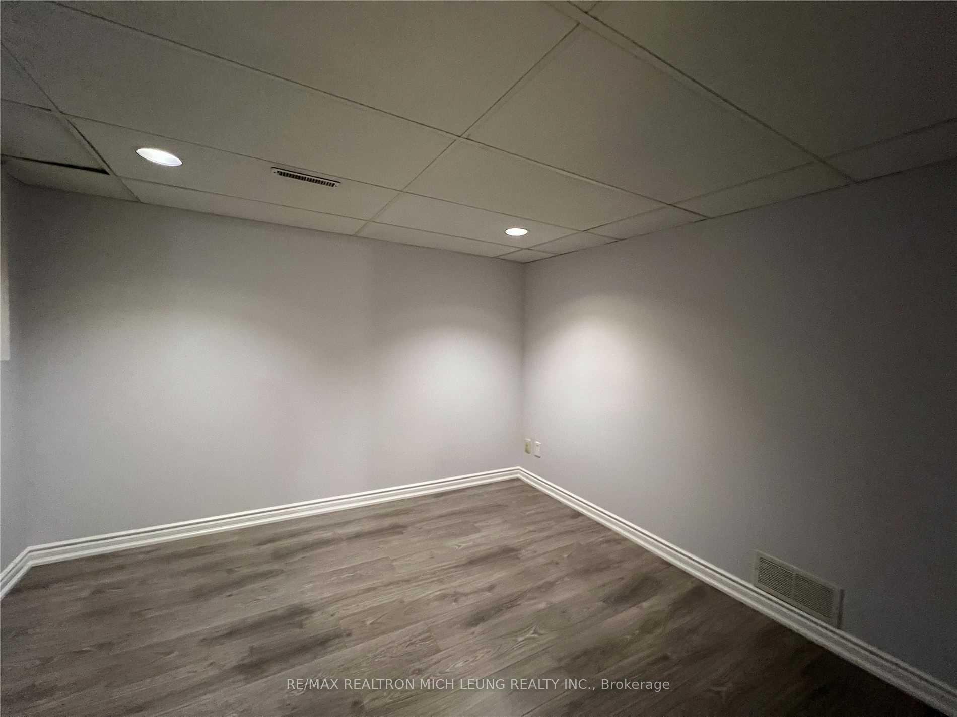 Photo 8 of Unit Lower, 947 Oklahoma Drive, Pickering, West Shore — HOMEH