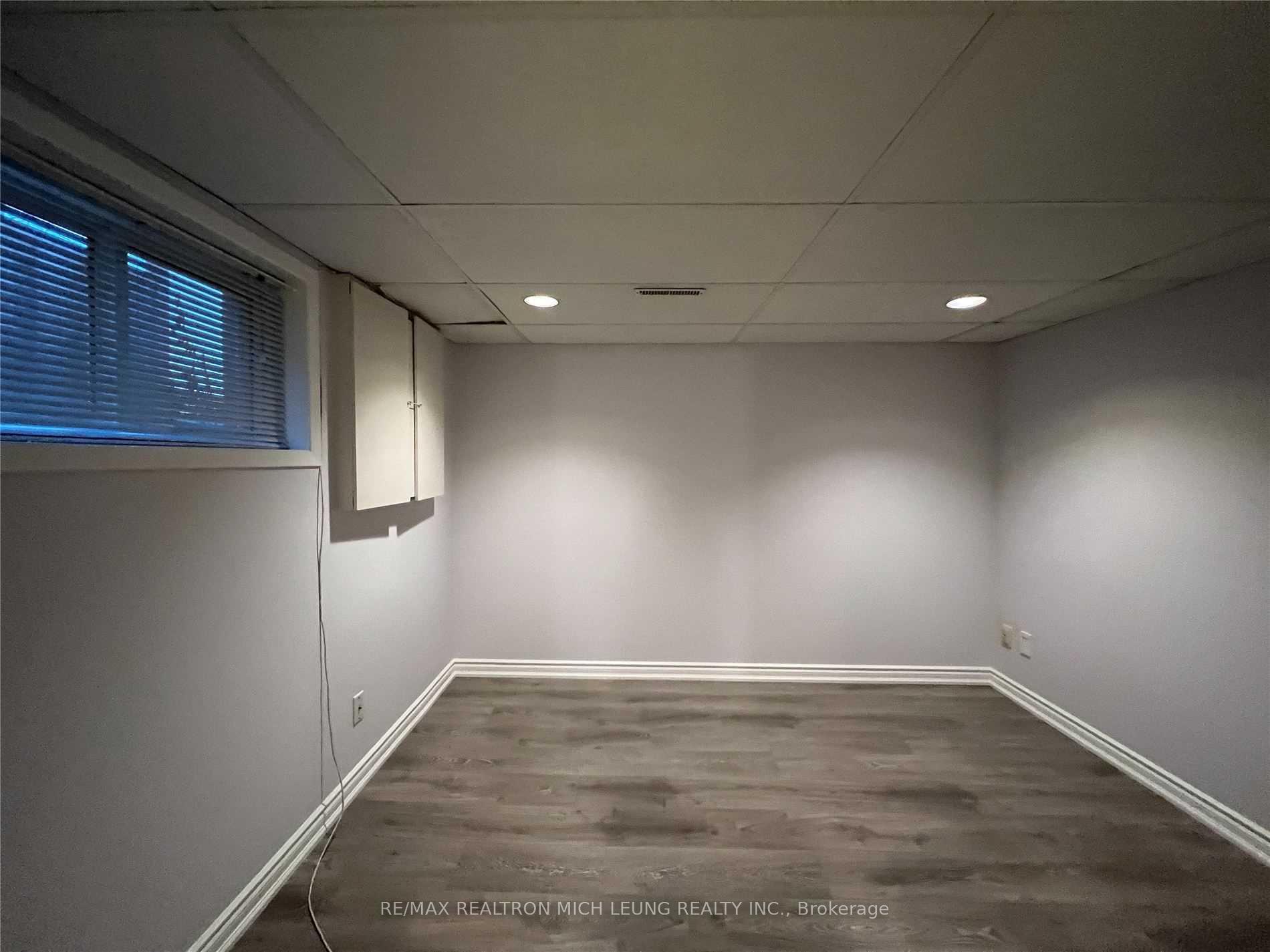 Photo 11 of Unit Lower, 947 Oklahoma Drive, Pickering, West Shore — HOMEH