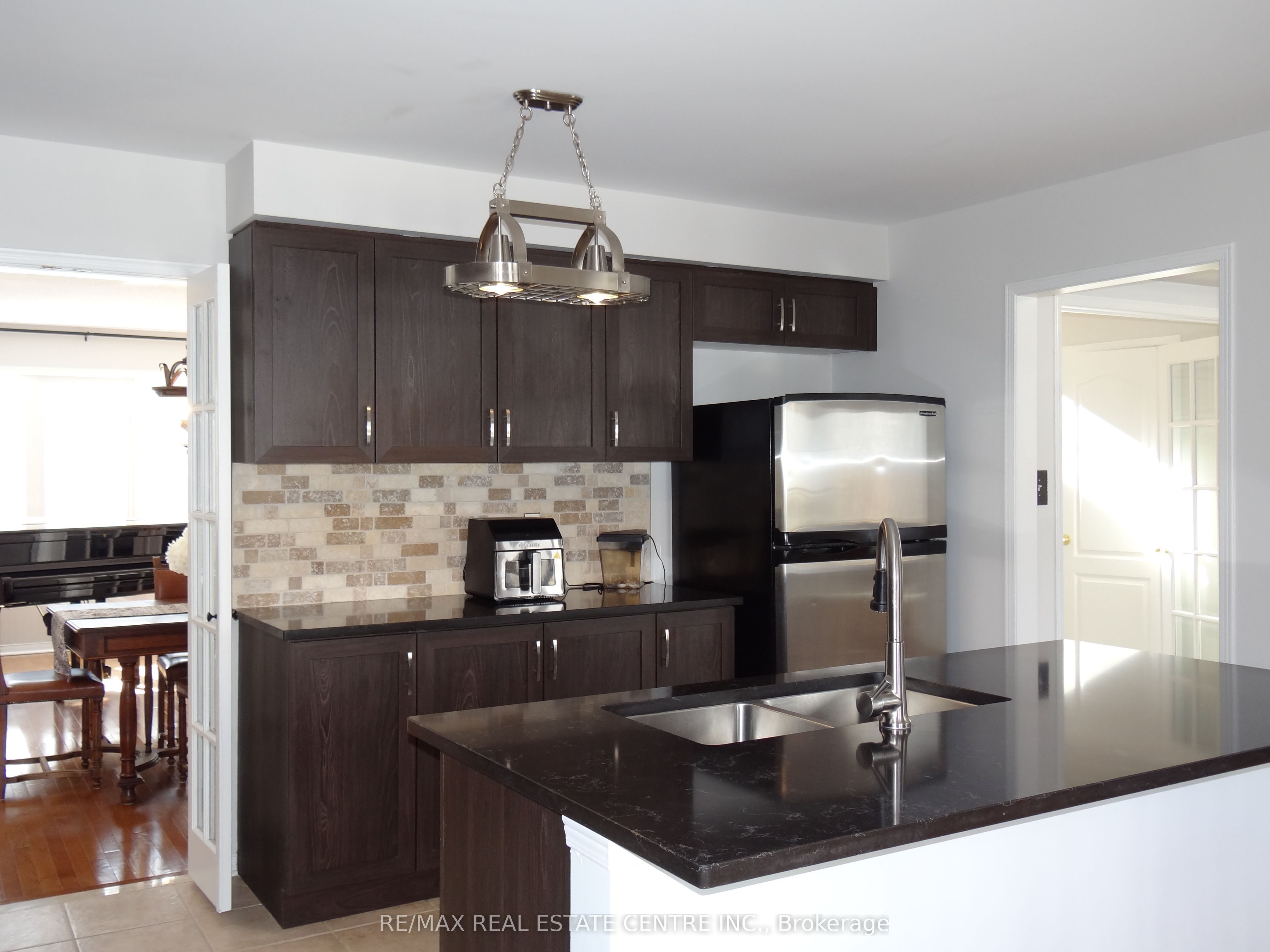 Photo 65 of 25 Grist Mill Drive, Halton Hills, Georgetown — HOMEH