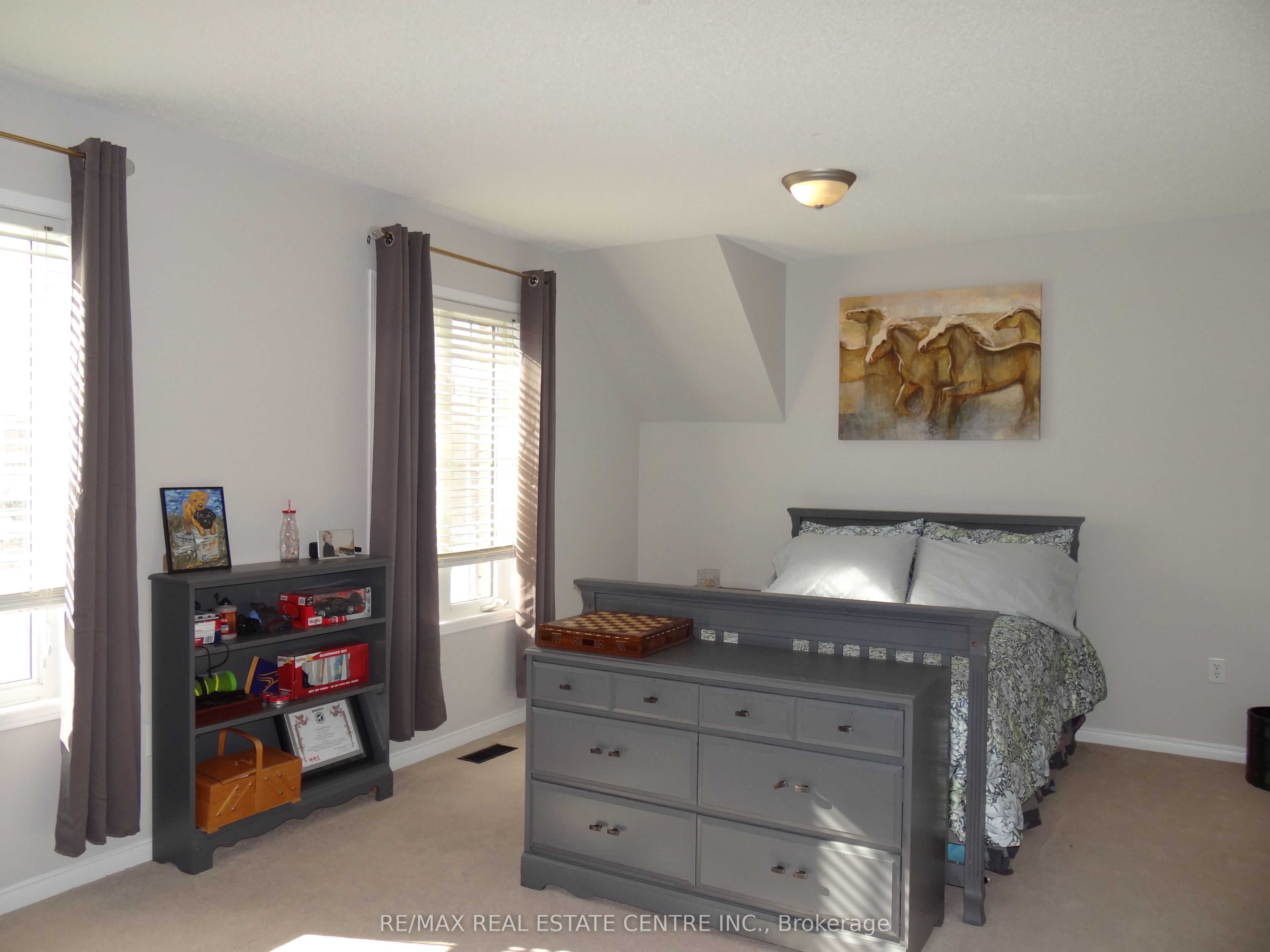 Photo 85 of 25 Grist Mill Drive, Halton Hills, Georgetown — HOMEH