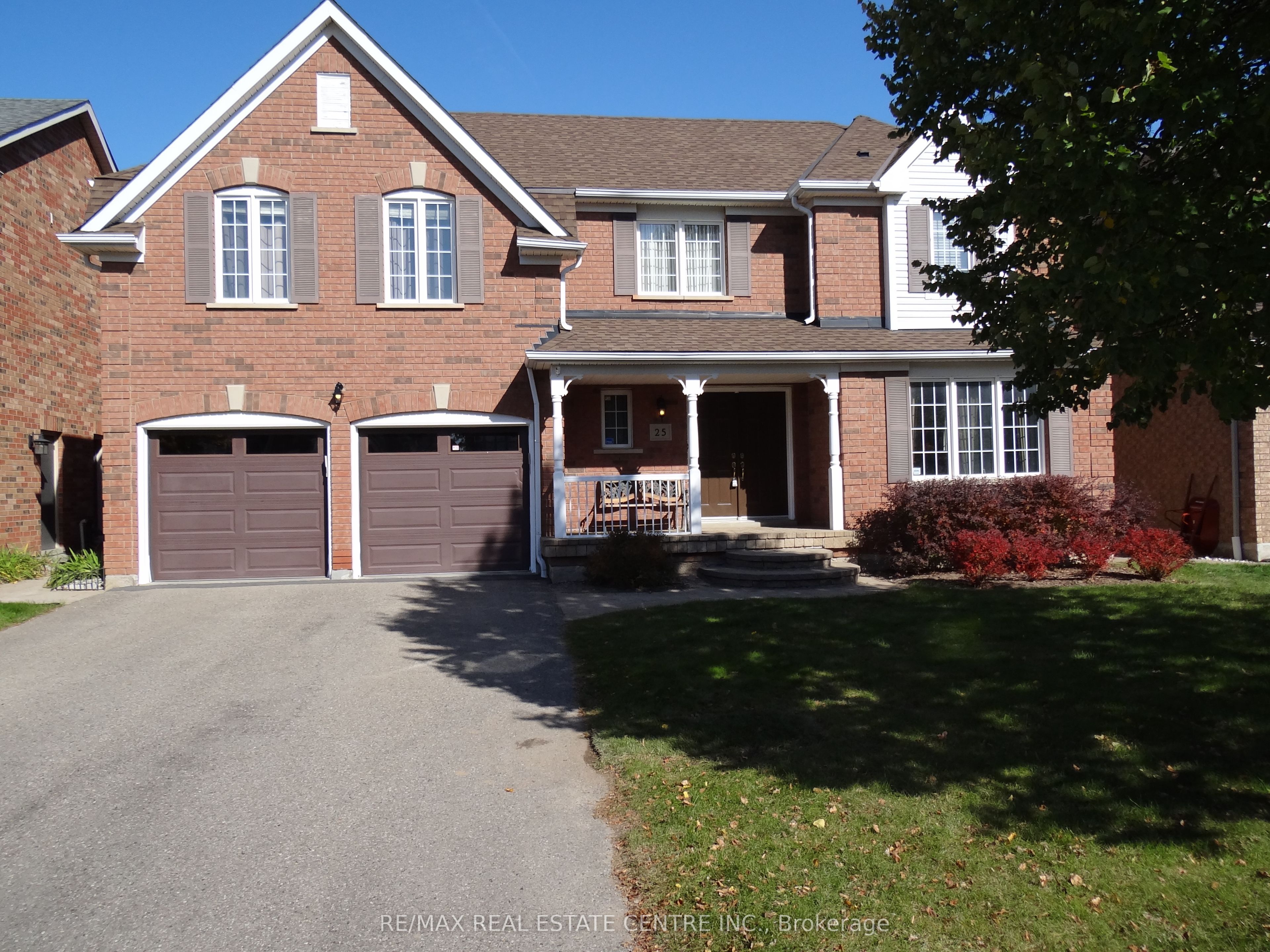 Photo 49 of 25 Grist Mill Drive, Halton Hills, Georgetown — HOMEH