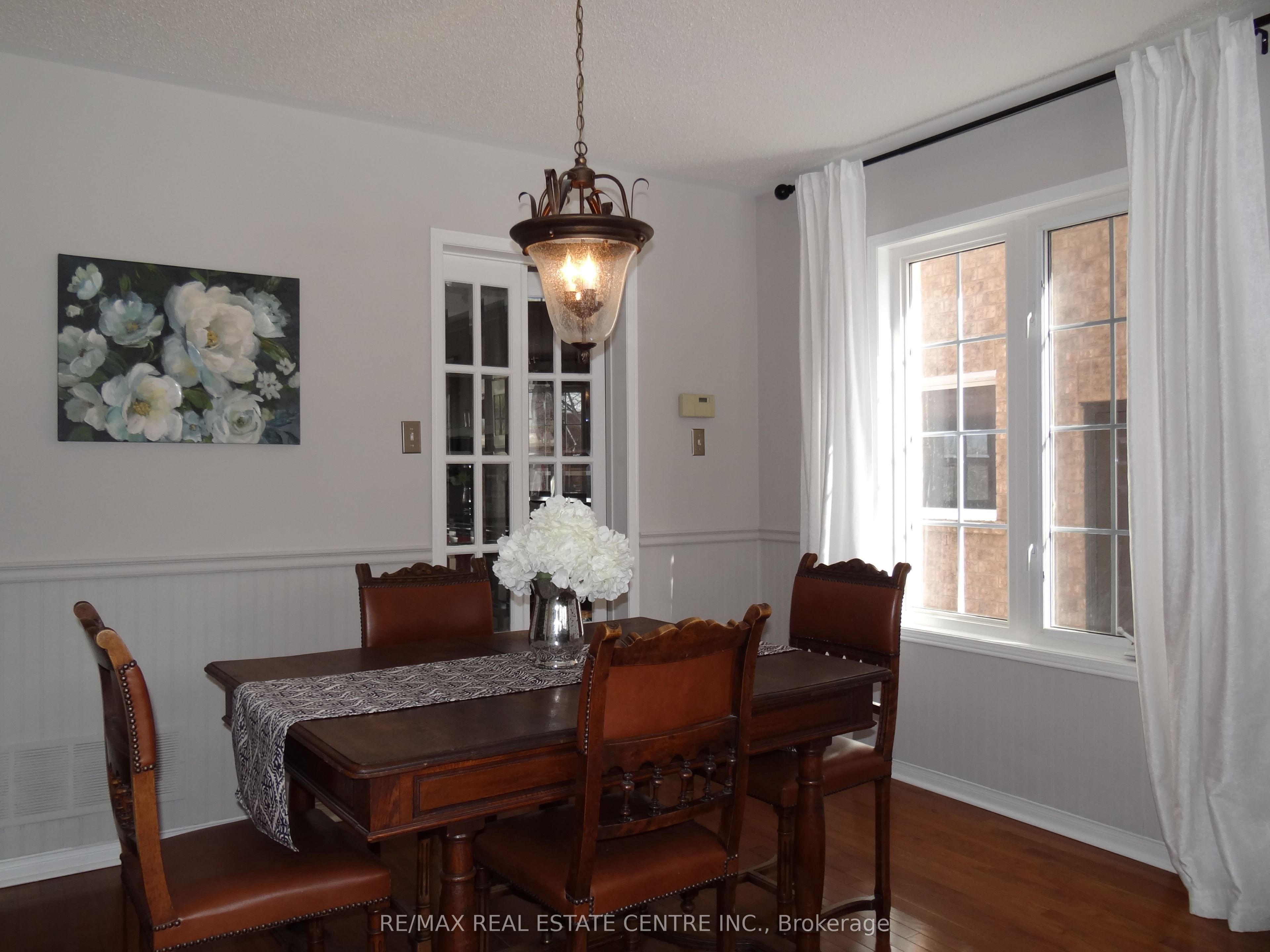 Photo 76 of 25 Grist Mill Drive, Halton Hills, Georgetown — HOMEH