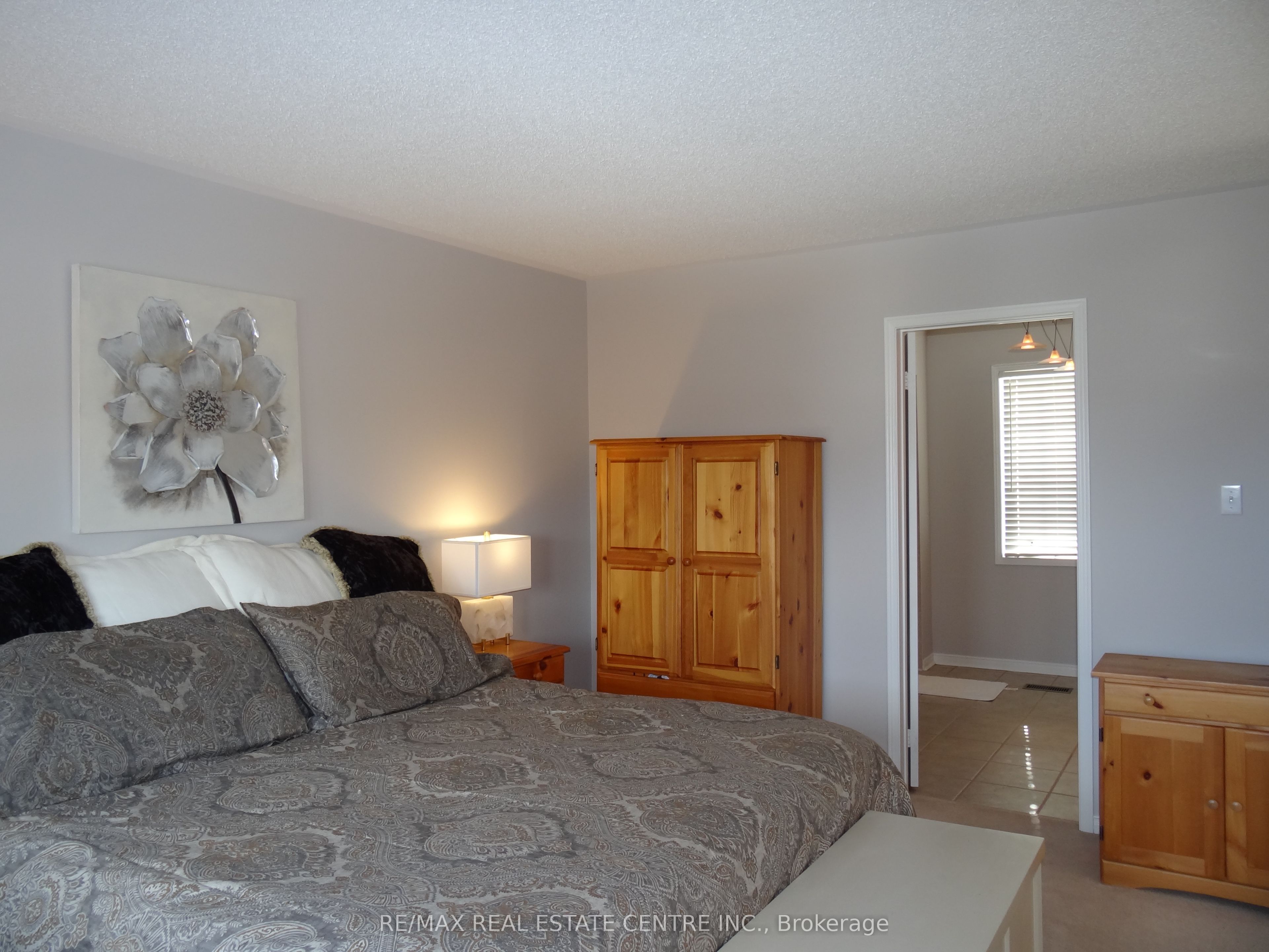 Photo 79 of 25 Grist Mill Drive, Halton Hills, Georgetown — HOMEH