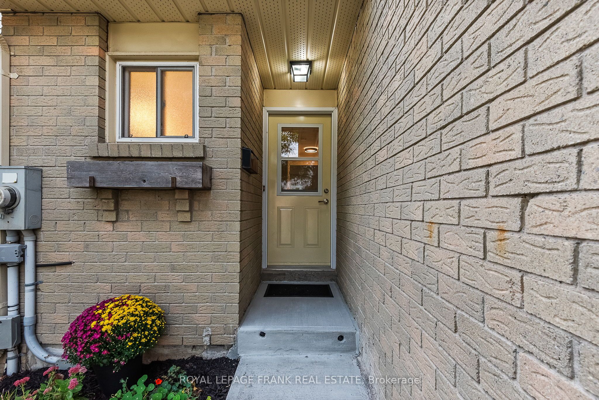 Photo 41 of Unit 17, 700 Harmony Road N, Oshawa, Pinecrest — HOMEH