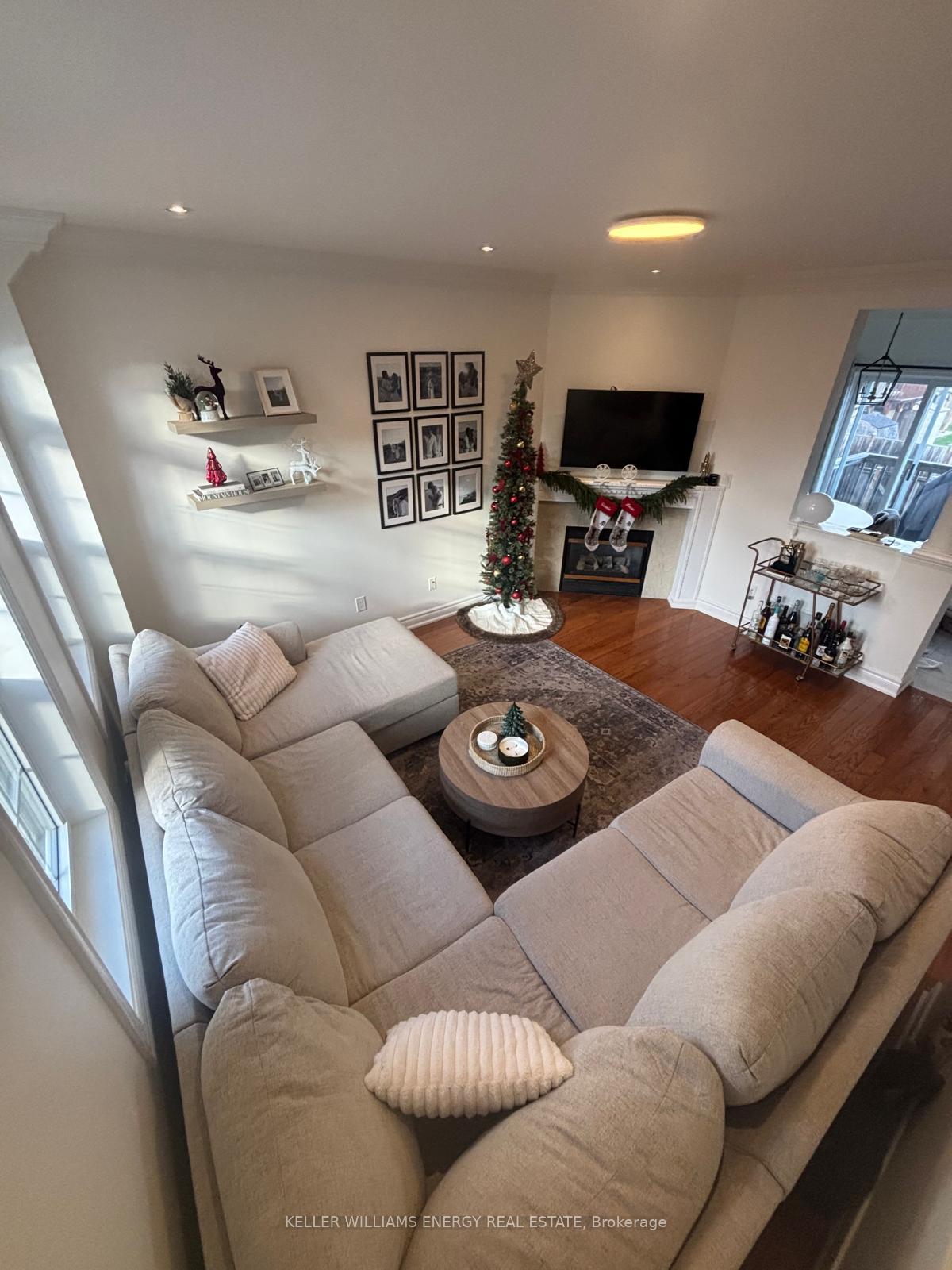 Photo 4 of Unit 8, 575 Steeple Hill, Pickering, Woodlands — HOMEH