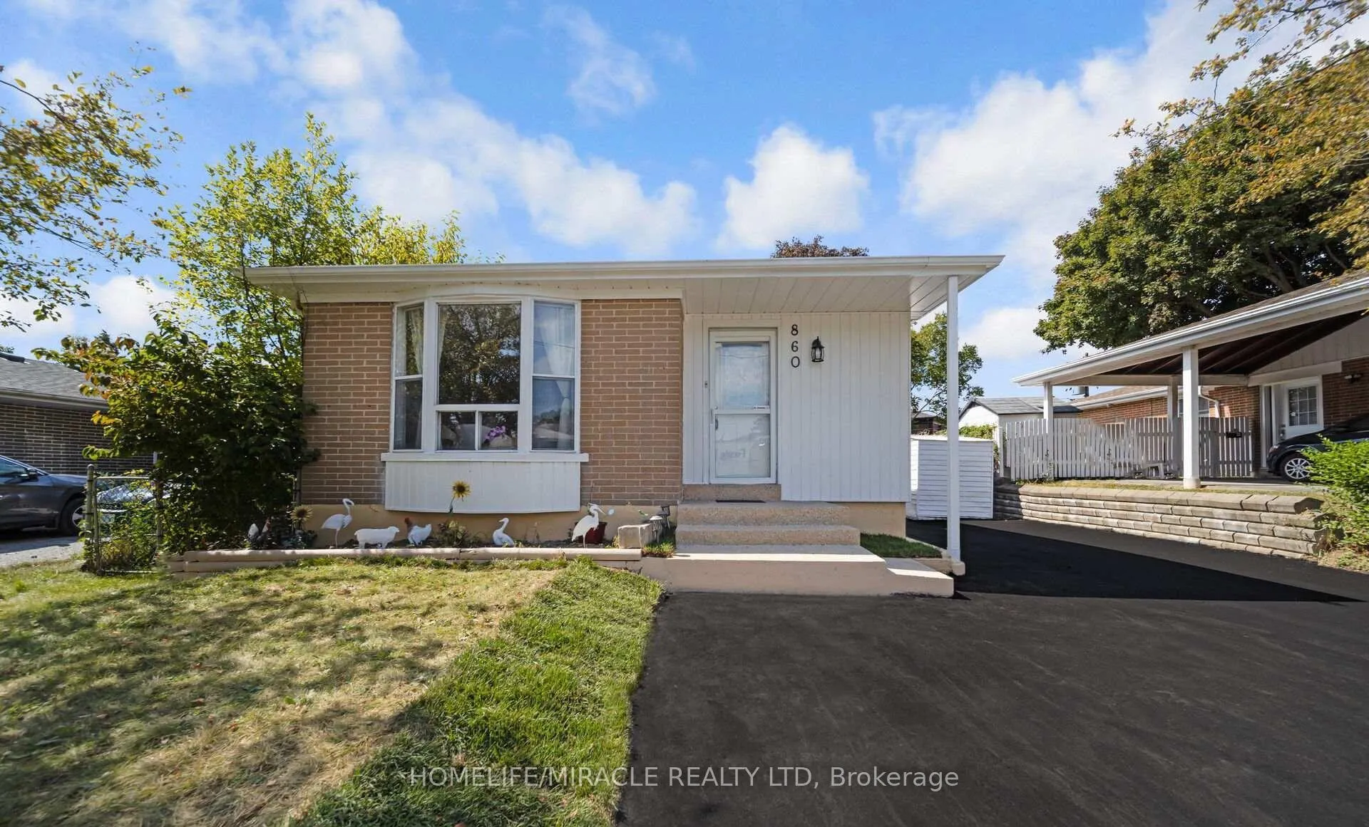 Photo 4 of 860 Liverpool Road, Pickering, Bay Ridges — HOMEH