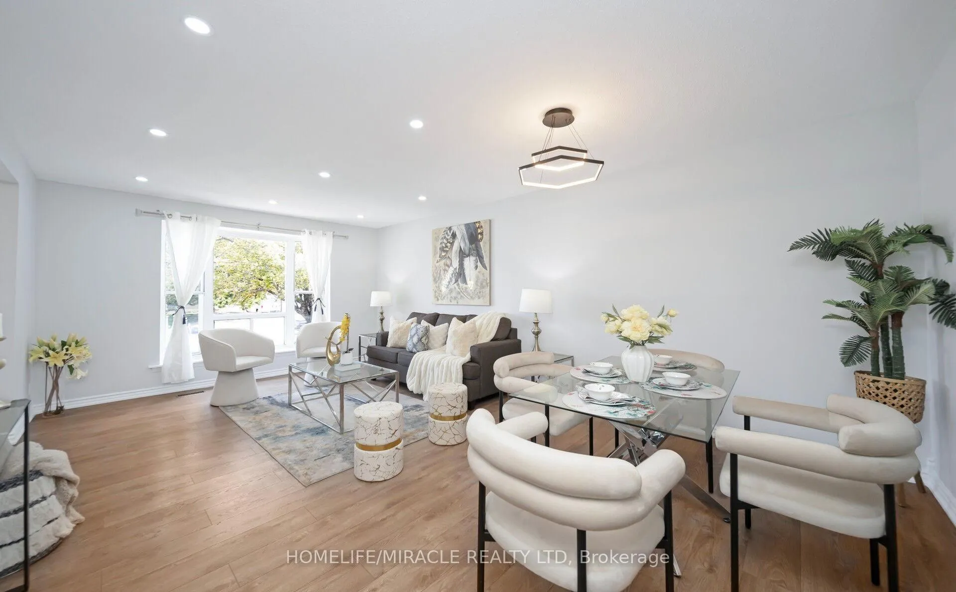 Photo 7 of 860 Liverpool Road, Pickering, Bay Ridges — HOMEH