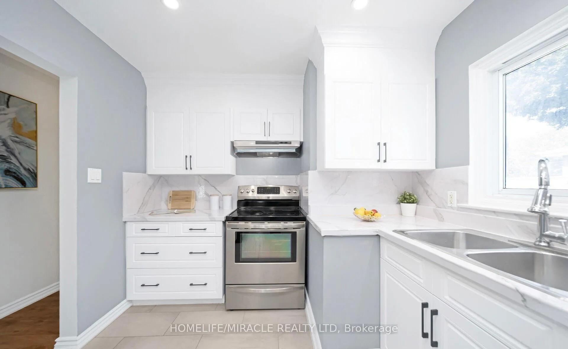 Photo 12 of 860 Liverpool Road, Pickering, Bay Ridges — HOMEH