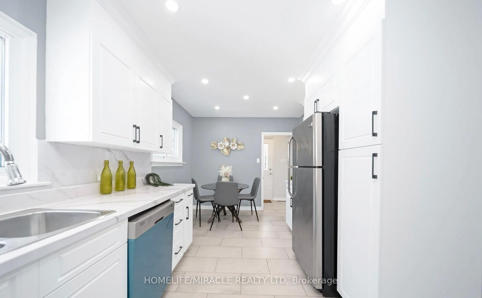Photo 13 of 860 Liverpool Road, Pickering, Bay Ridges — HOMEH